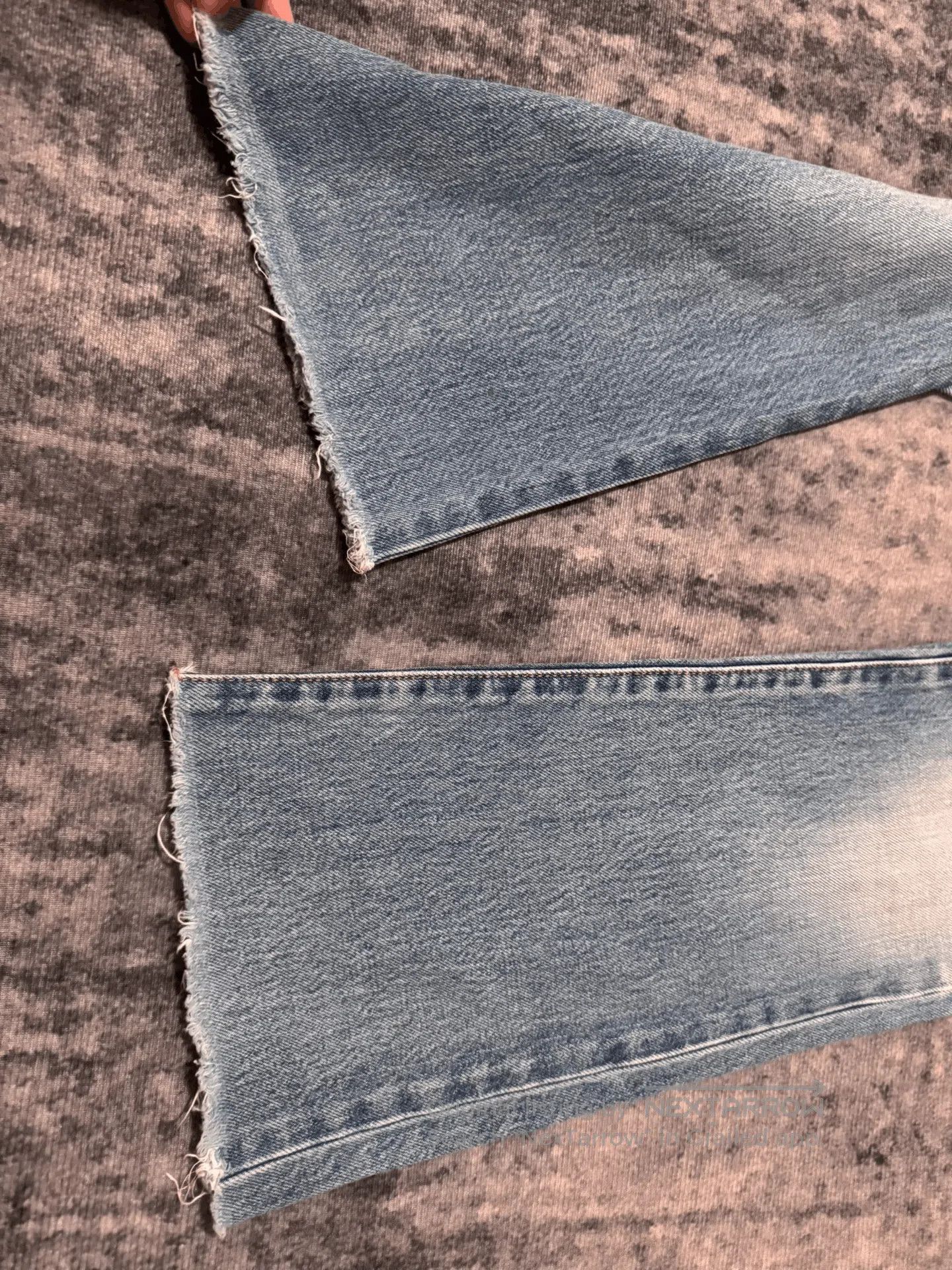 Saint Laurent Paris Saint Laurent Blue Flared Denim Pants. Size 25" / US 0 / IT 36 - 5 Thumbnail