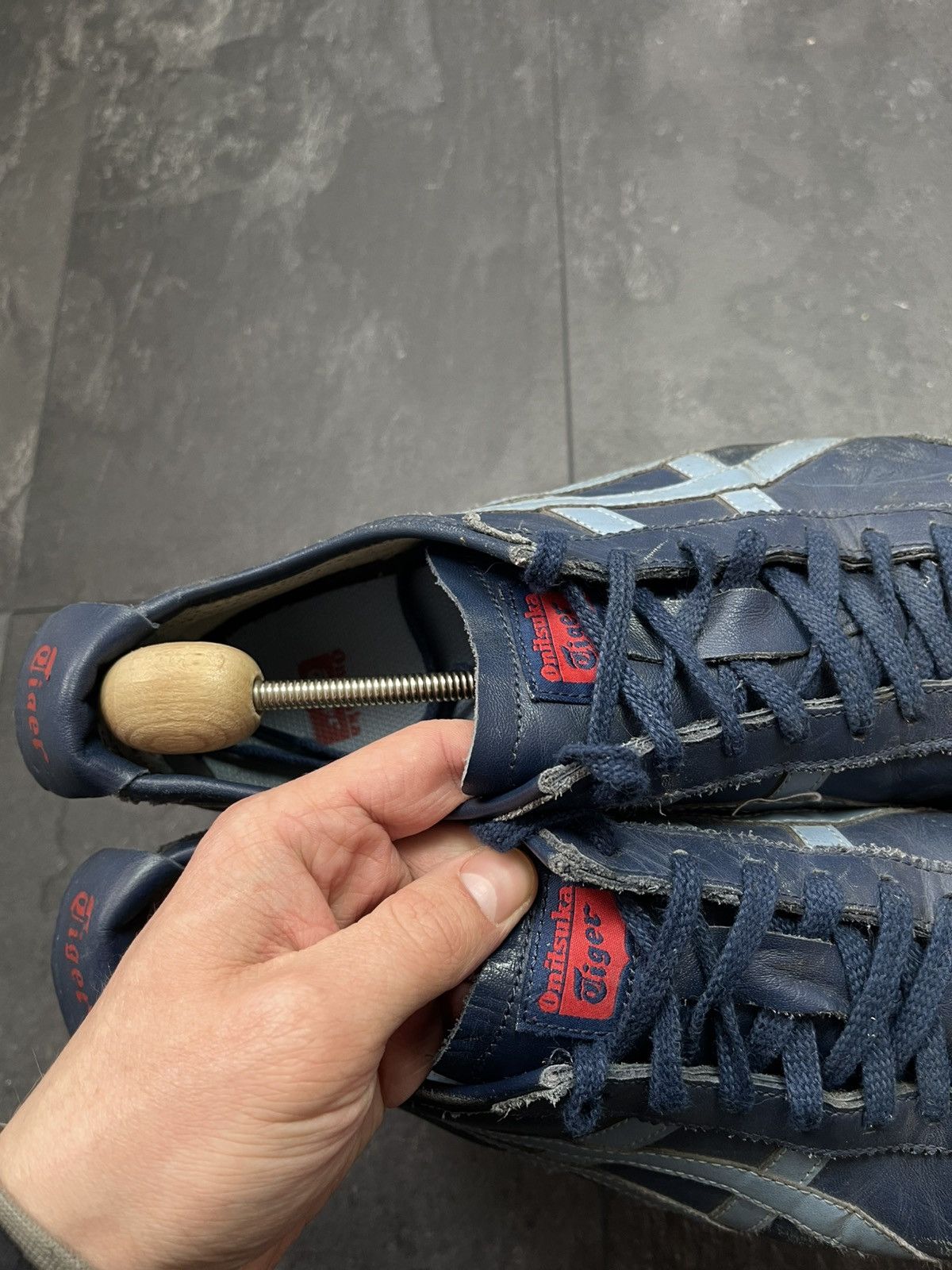 Asics × Japanese Brand × Streetwear Asics Tiger Onitsuka Leather Vintage Sneakers 90s Size US 12 / EU 45 - 4 Thumbnail