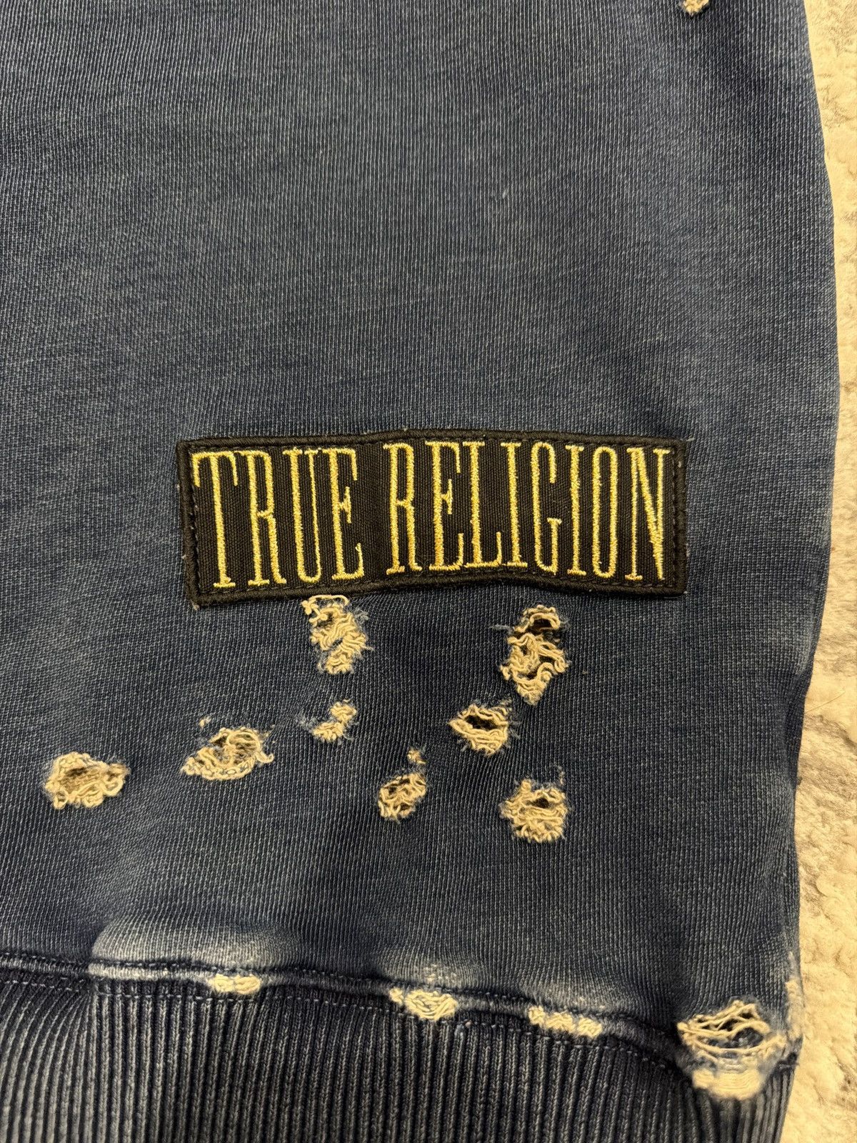 True Religion True Religion Distressed Crewneck Size US L / EU 52-54 / 3 - 5 Thumbnail