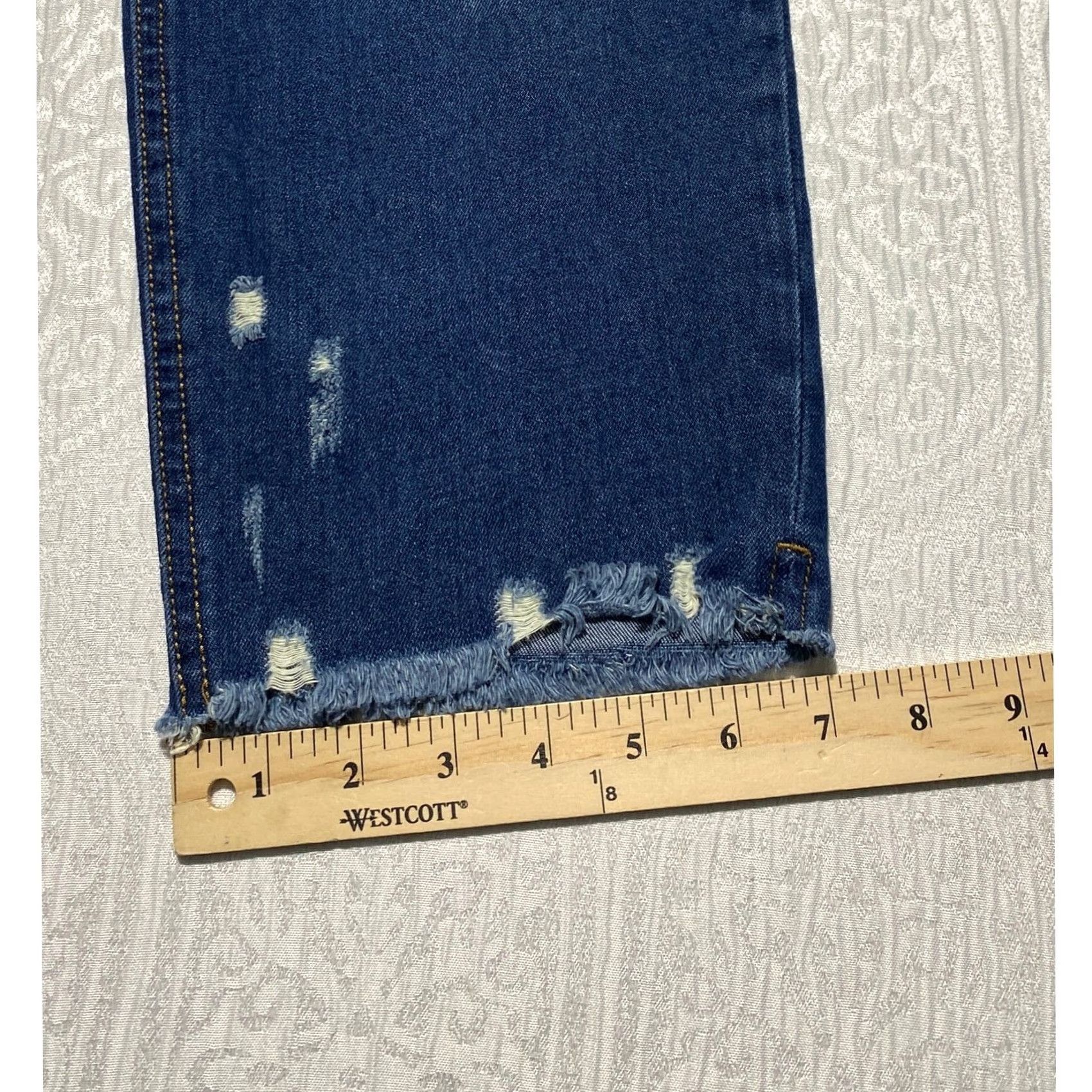 Vintage Sound Style Hayden Girlfriend Jeans 14W Medium Wash Distressed Raw Hem Blue Womens Jeans Size 36" / US 14 / IT 50 - 6 Thumbnail