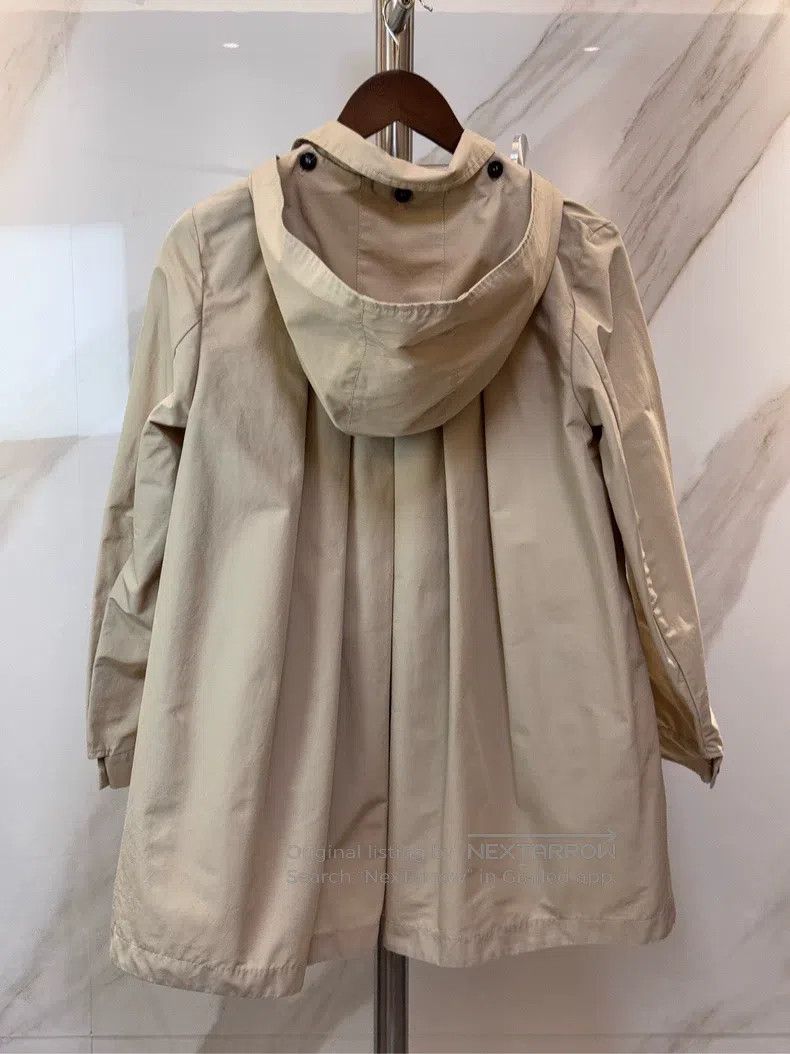 Prada Prada Khaki hooded pleated back windbreaker jacket Size L / US 10 / IT 46 - 2 Thumbnail
