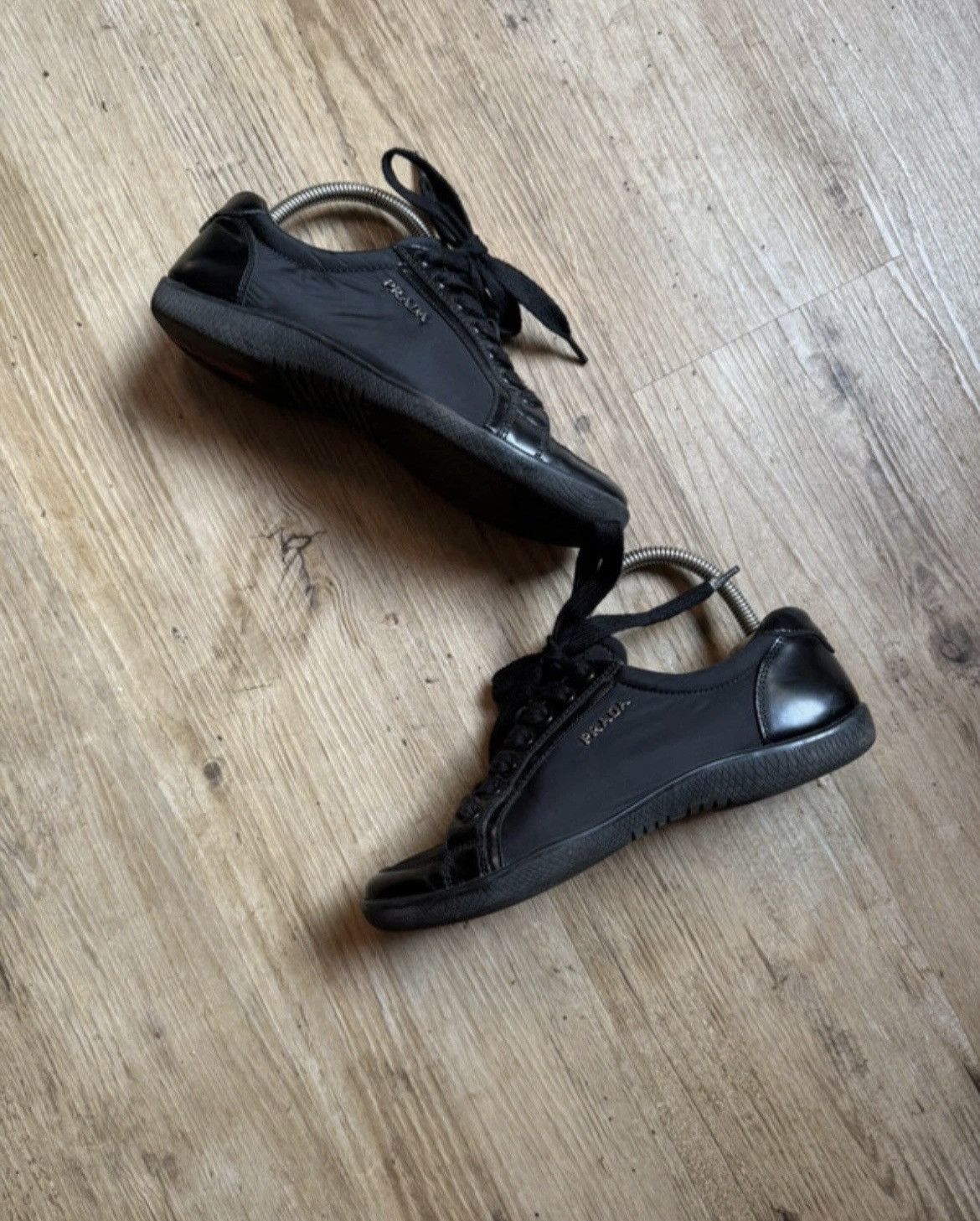 Prada Prada low top sneakers Size US 5 / IT 35 - 1 Thumbnail