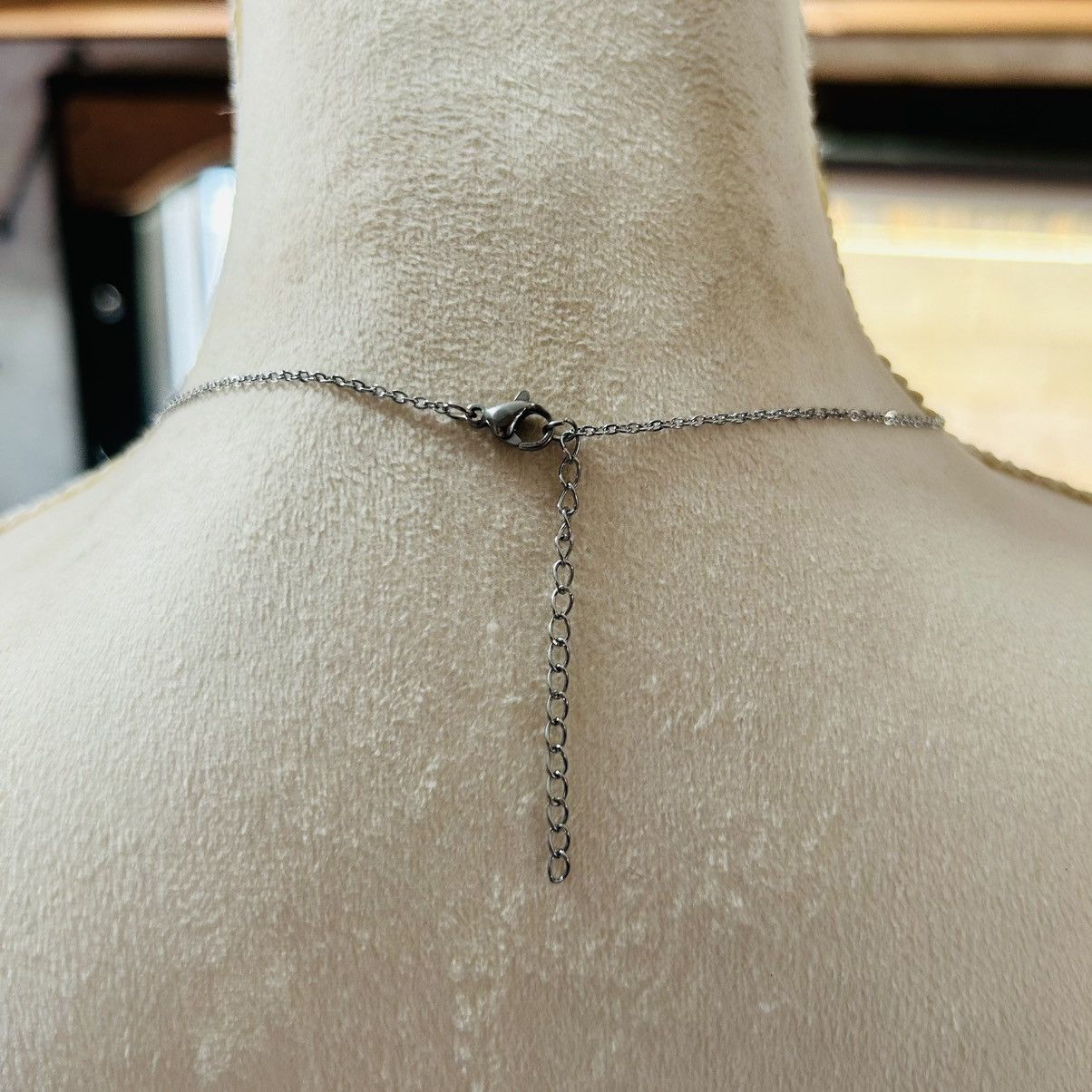 Handmade Handcrafted vintage delicate silver cross pendant necklace Size ONE SIZE - 4 Thumbnail