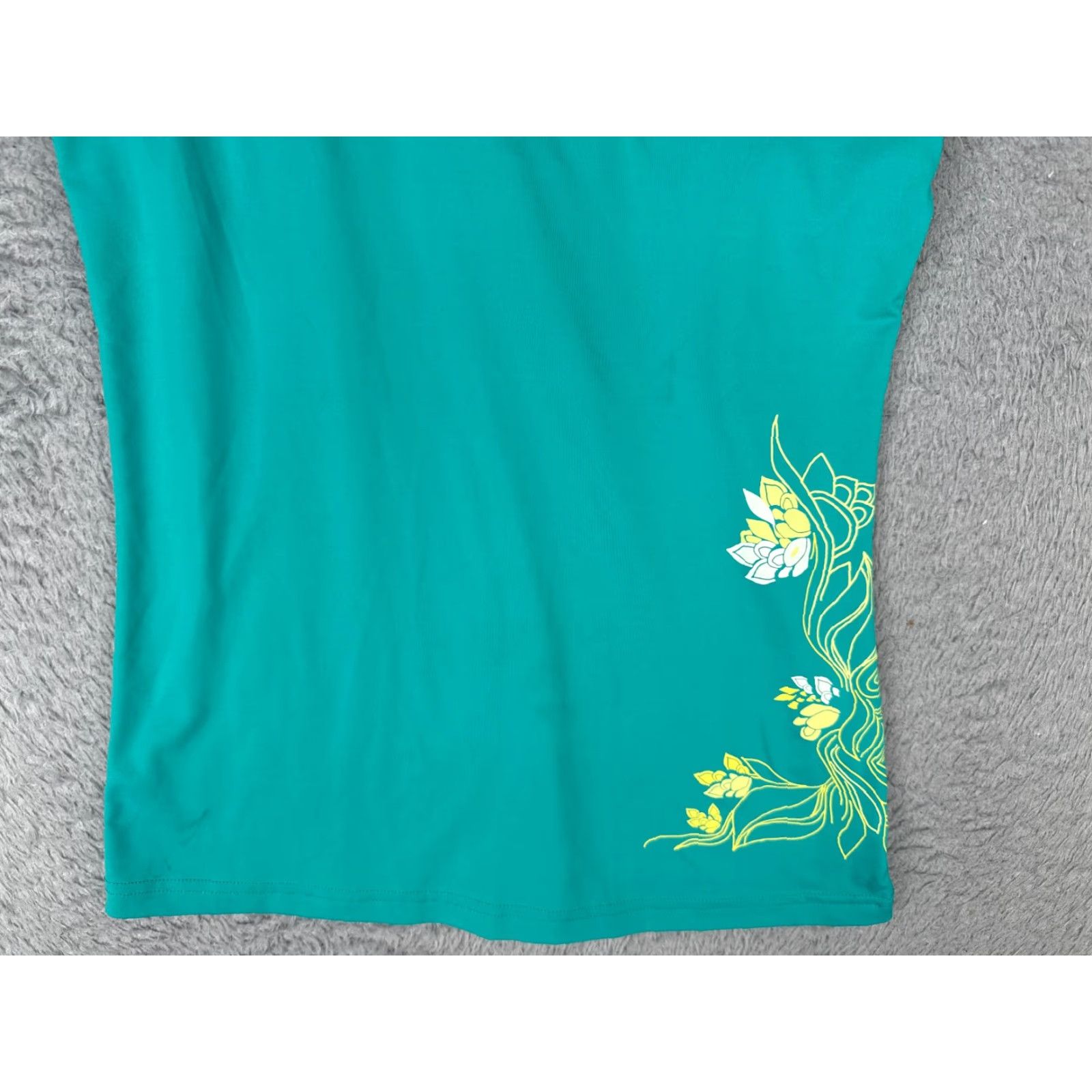 The North Face The North Face Shirt Women XS Blue Floral Tank Raceback Scoop Neck Bra Size XS / US 0-2 / IT 36-38 - 5 Thumbnail