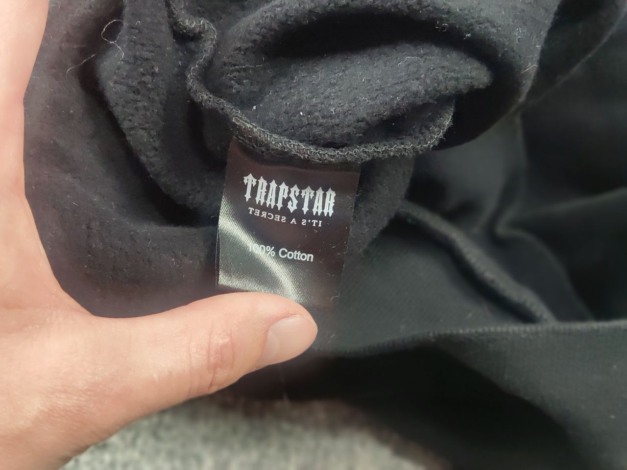 Trapstar London Trapstar revolution it's a secret Logo Black Hoodie Size US S / EU 44-46 / 1 - 12 Thumbnail