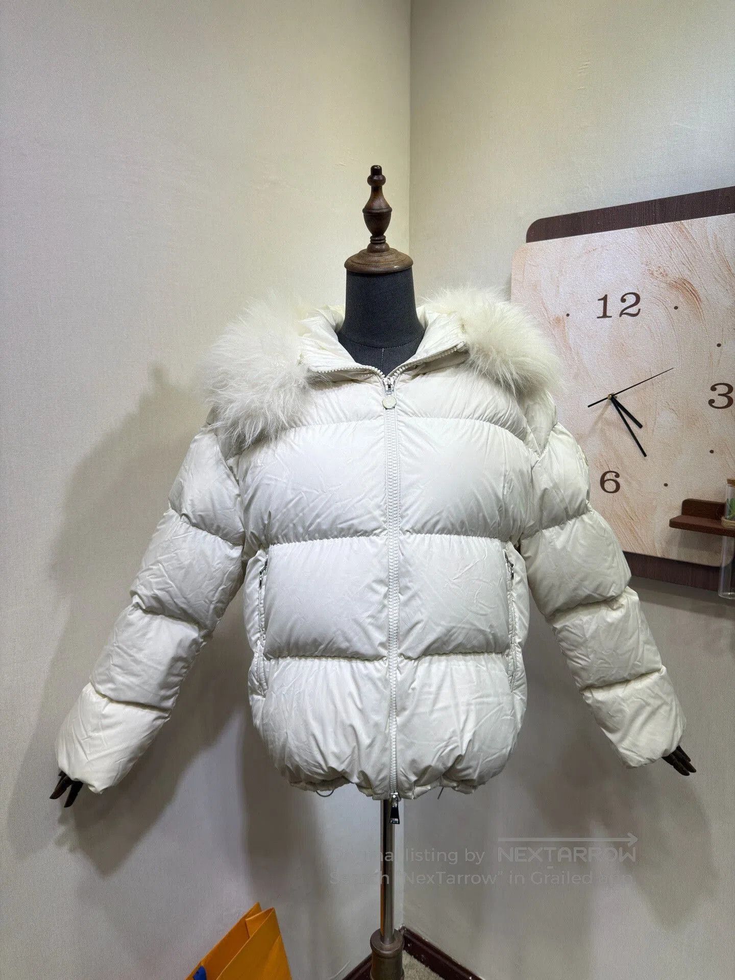 Moncler Moncler White Hooded Down Jacket. Size XXL / US 16-18 / IT 52-54 - 1 Thumbnail