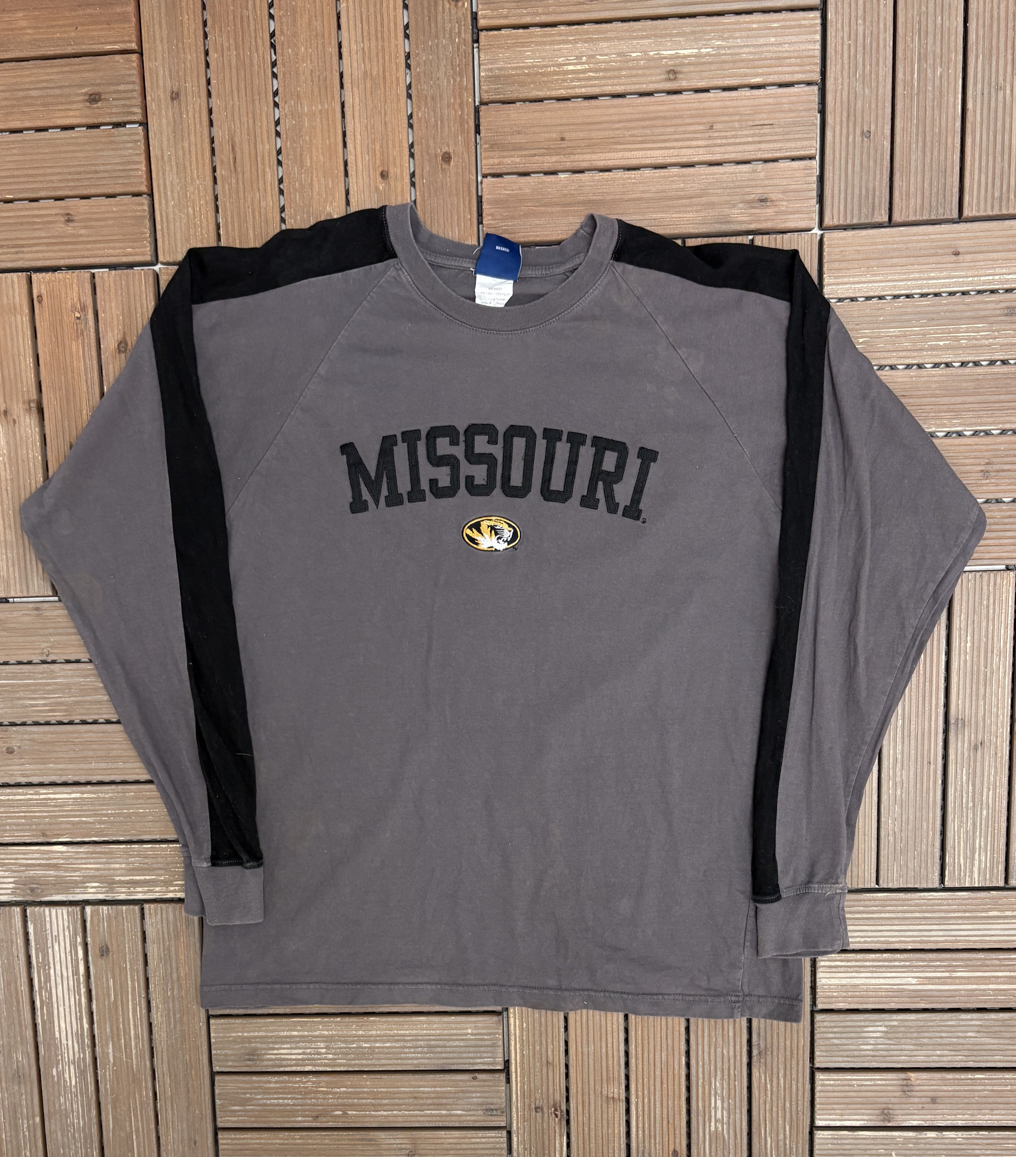 Vintage Missouri Tigers Embroidered Vintage Grey Long Sleeve Shirt Size US L / EU 52-54 / 3 - 1 Thumbnail