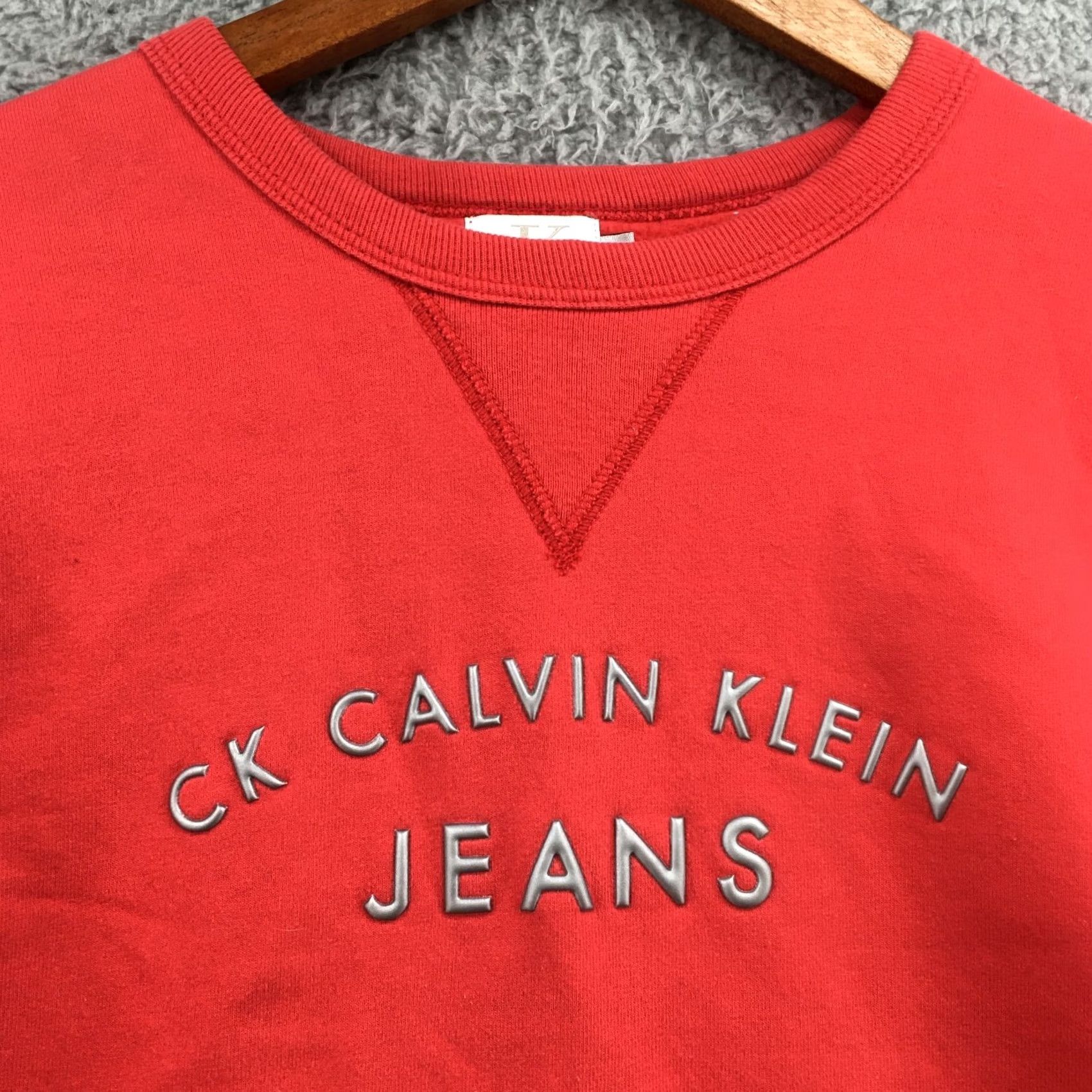 Calvin Klein Calvin Klein Sweatshirt Crew Neck Pullover Red Lined Fleece Mens S Long Sleeve Vintage No Size US S / EU 44-46 / 1 - 4 Thumbnail