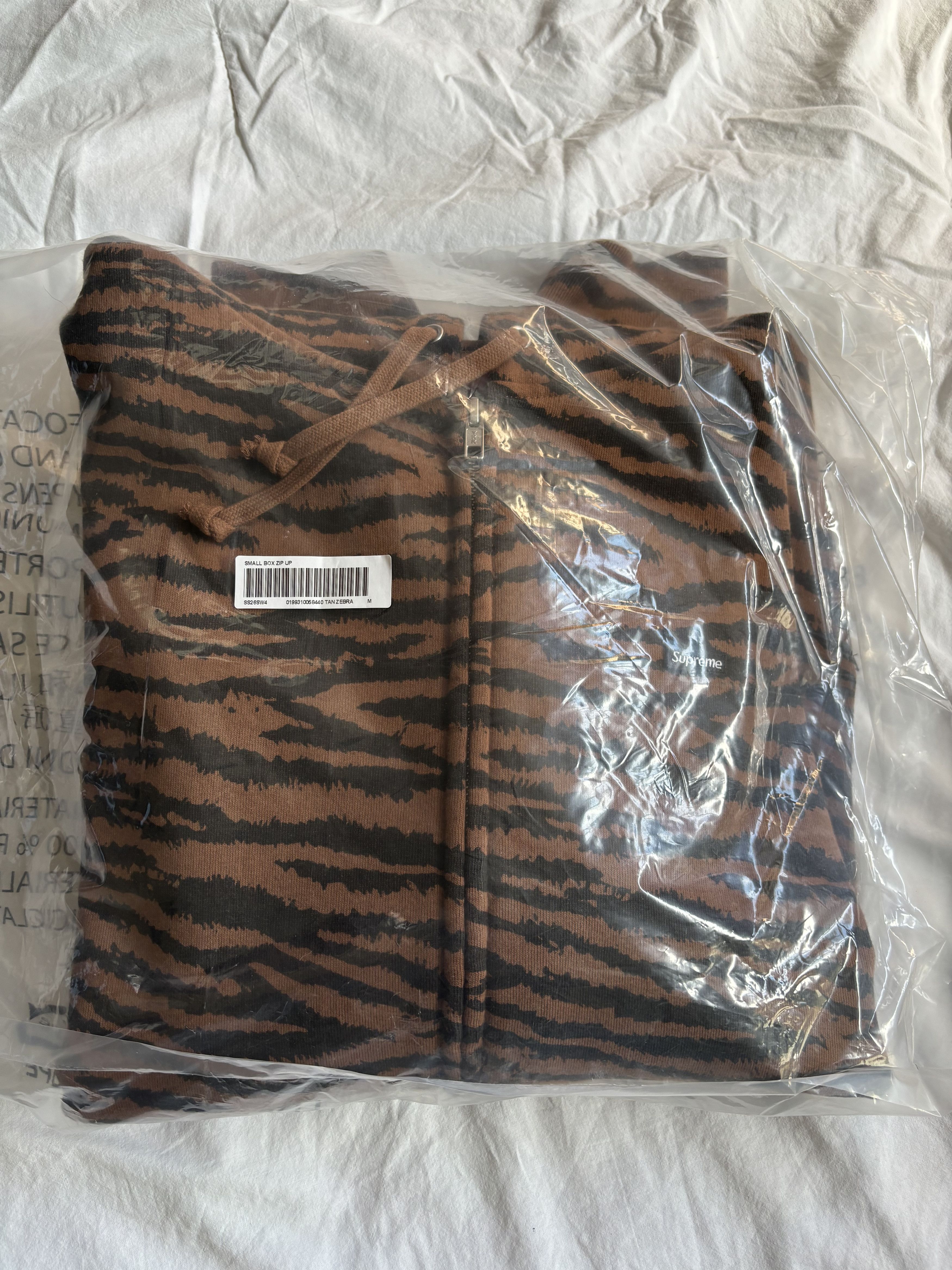 Supreme Supreme Small Box Zip Up “Tiger” Size US M / EU 48-50 / 2 - 10 Thumbnail