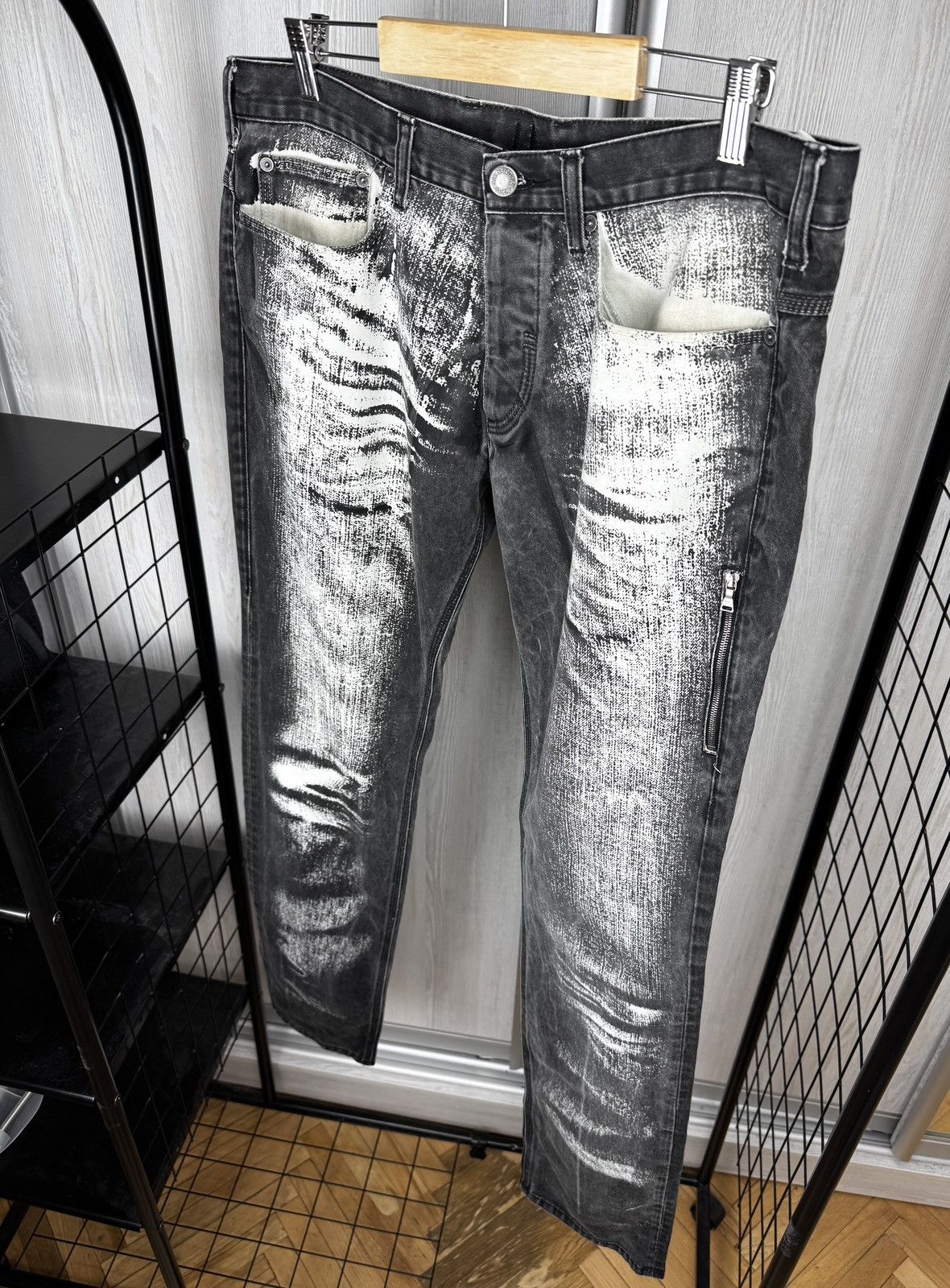 Neil Barrett Neil Barrett faded coated painted denim jeans graphite black Size US 36 / EU 52 - 5 Thumbnail