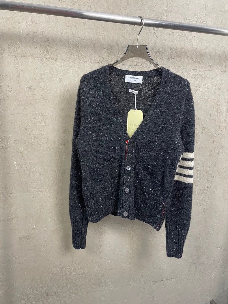 Thom Browne Thom Browne size0 Dark grey snowflake wool mare hair sweate Size US XS / EU 42 / 0 - 1 Thumbnail
