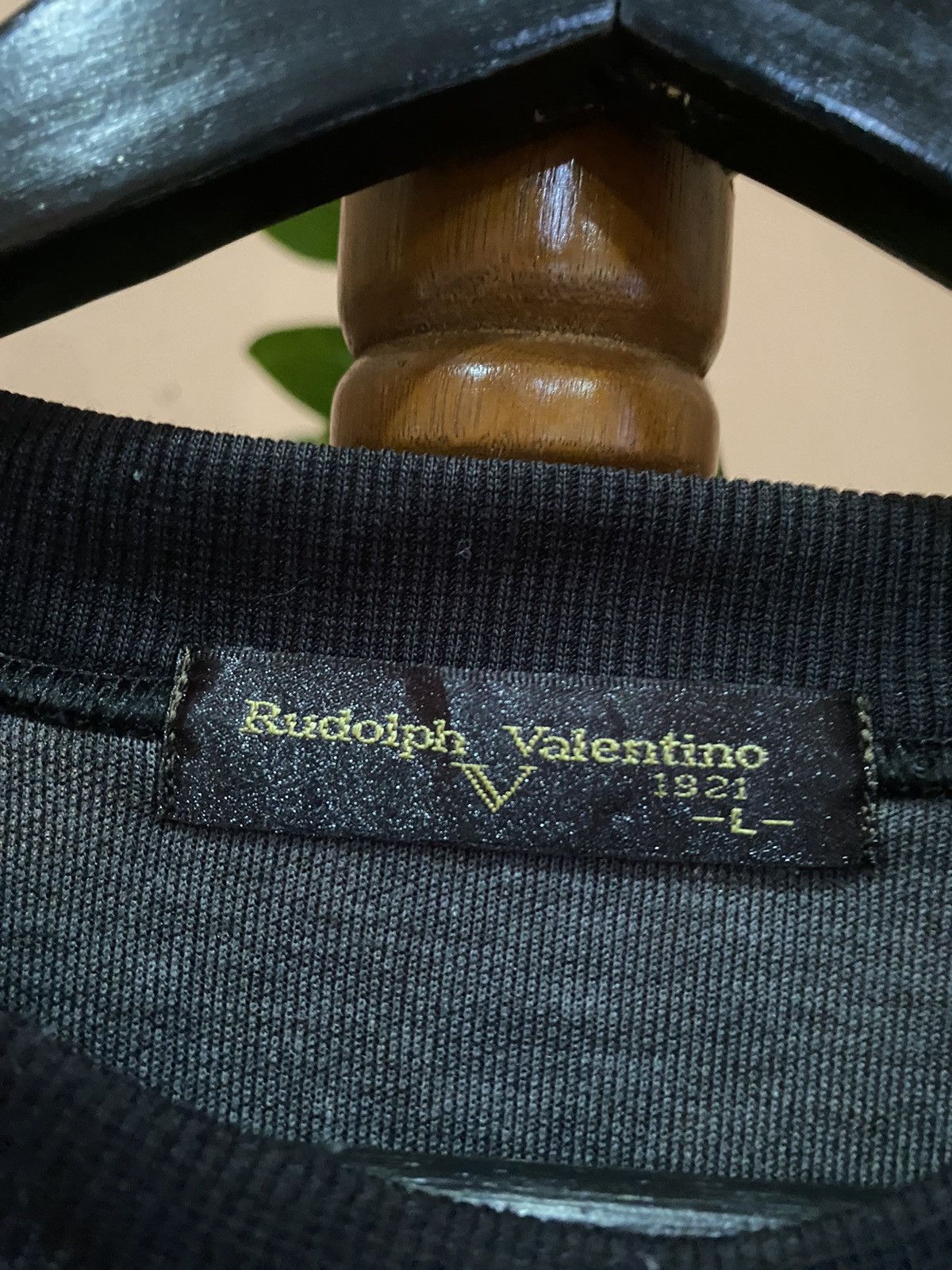 Other VINTAGE 90S RUDOLPH VALENTINO SWEATSHIRT Size US L / EU 52-54 / 3 - 6 Thumbnail