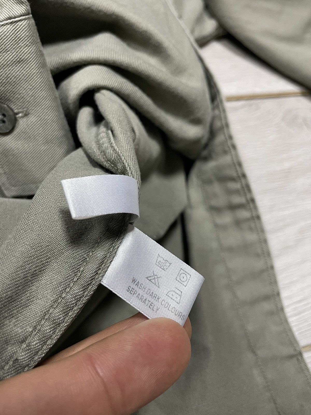 Yves Saint Laurent YSL Yves Saint Laurent overshot thick shirt buttons Size US L / EU 52-54 / 3 - 5 Thumbnail