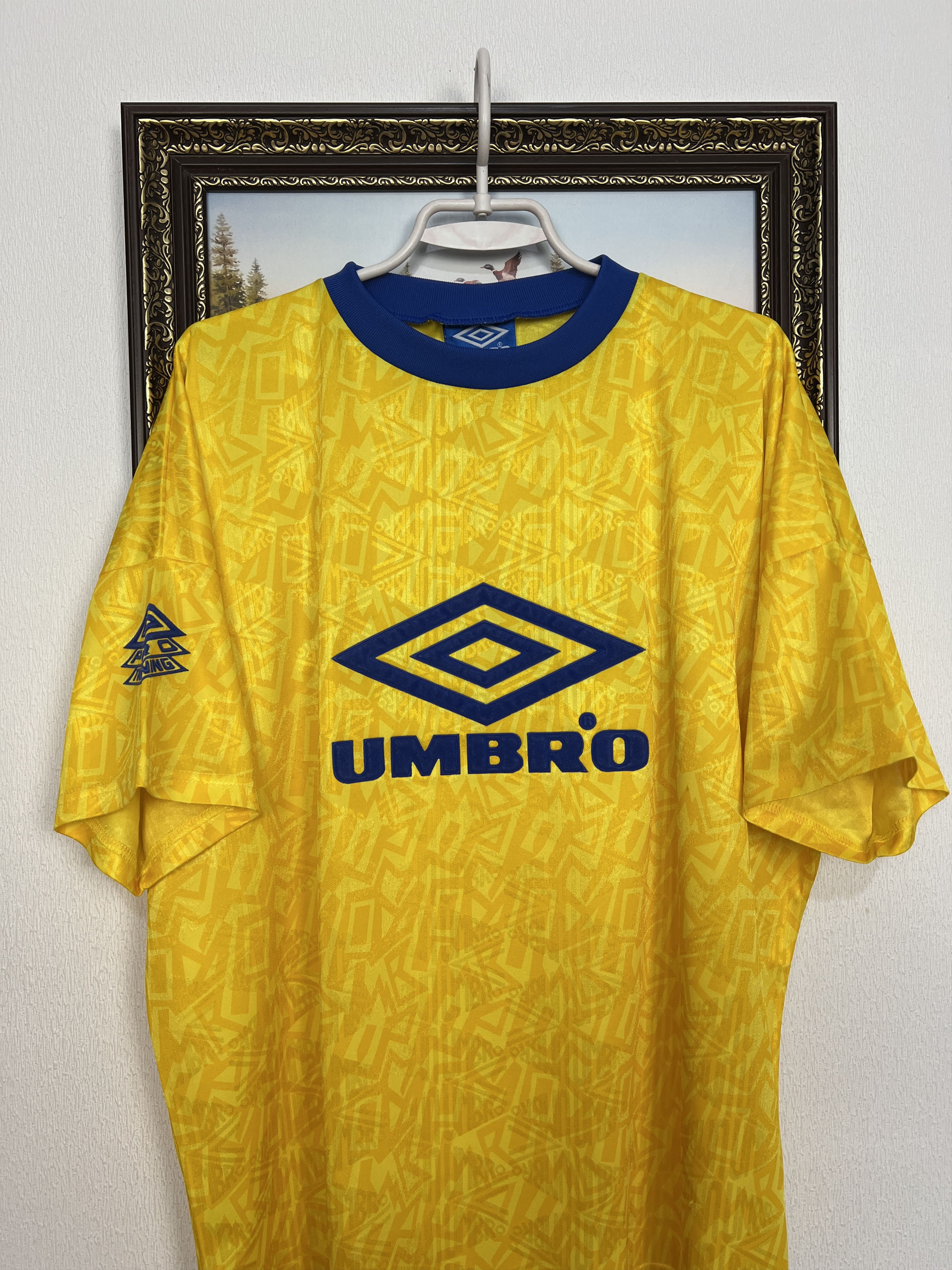 Umbro Vintage Leeds United Football Template Shirt Soccer Jersey Size US L / EU 52-54 / 3 - 2 Thumbnail