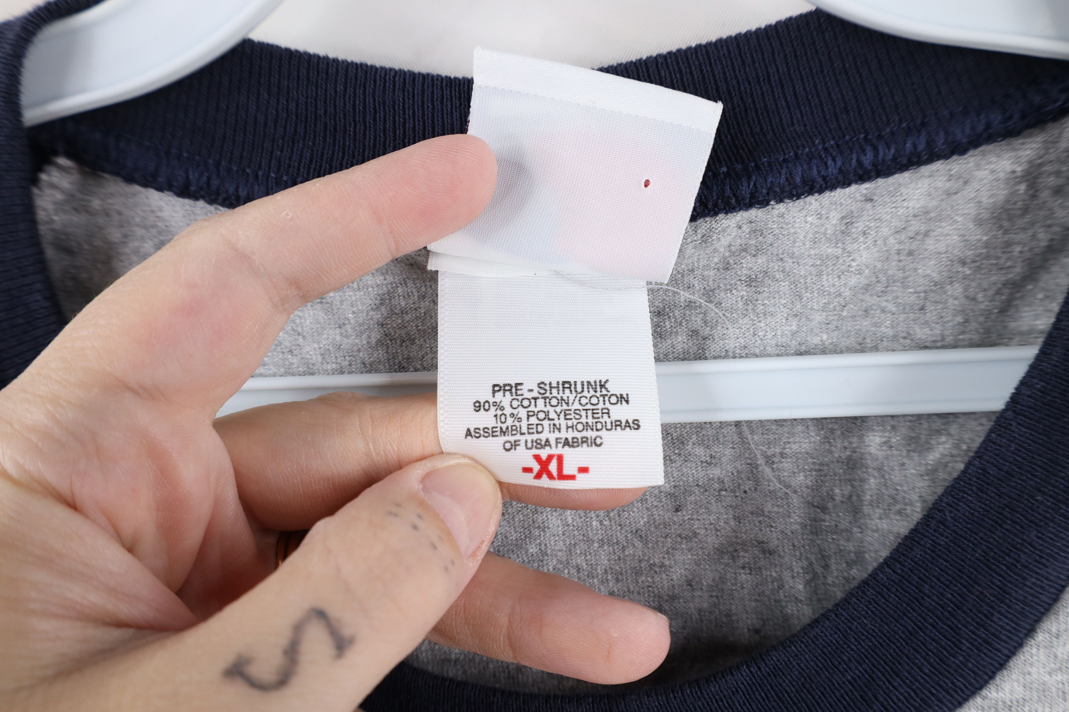 Majestic × Vintage Vintage Y2K 2008 Majestic Baseball 3/4 Sleeve Raglan T-Shirt Size US XL / EU 56 / 4 - 7 Thumbnail