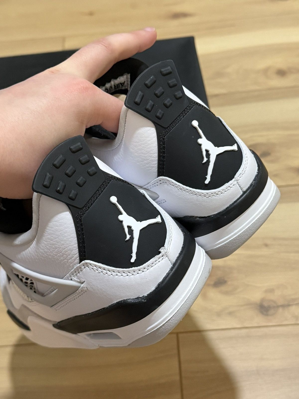 Jordan Brand Air Jordan 4 Military Black Size US 6 / EU 39 - 4 Thumbnail
