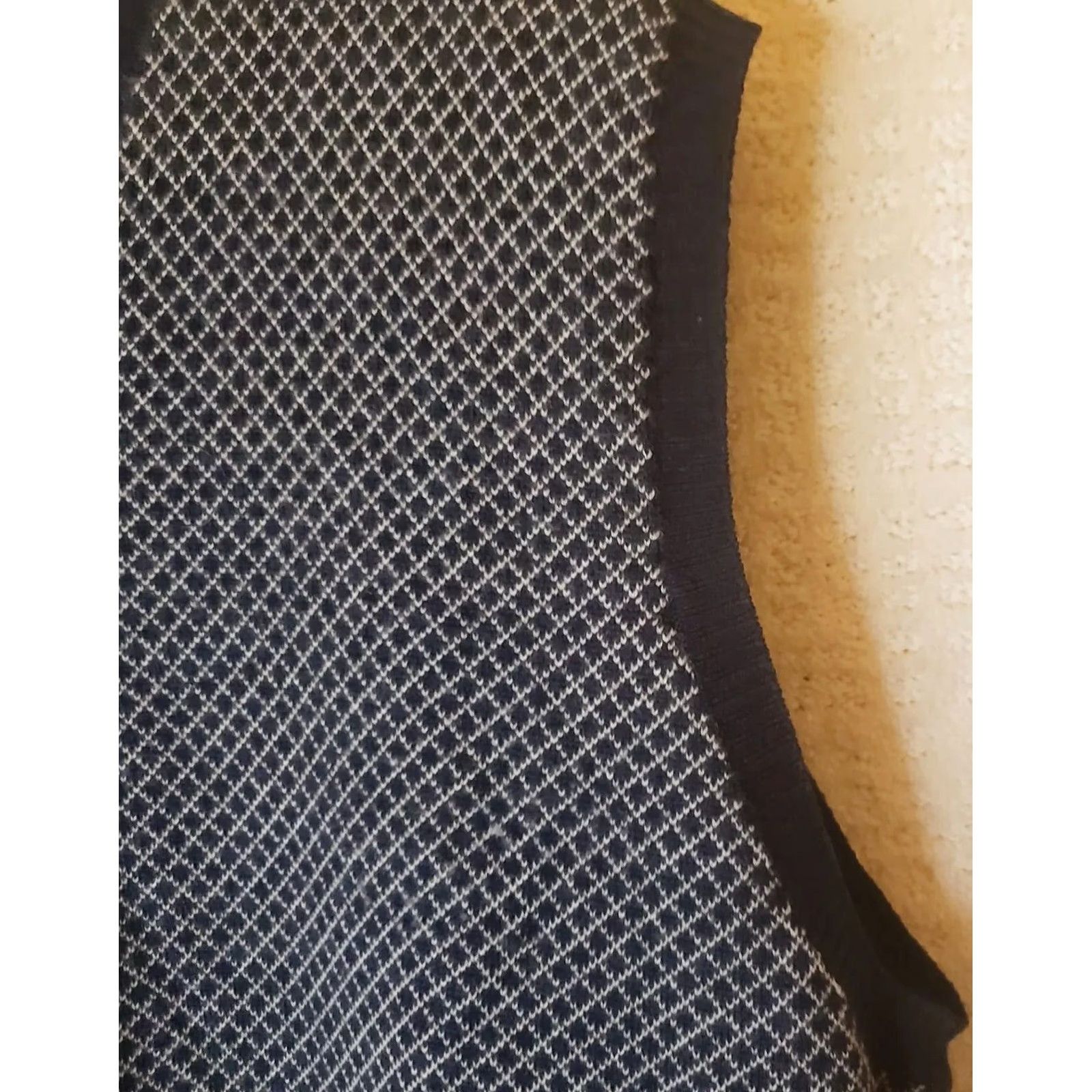 Peter Millar Peter Millar Men Large Sleeveless Golf Vest Merino 100% Wool V-Neck Gray Check Size US L / EU 52-54 / 3 - 5 Thumbnail
