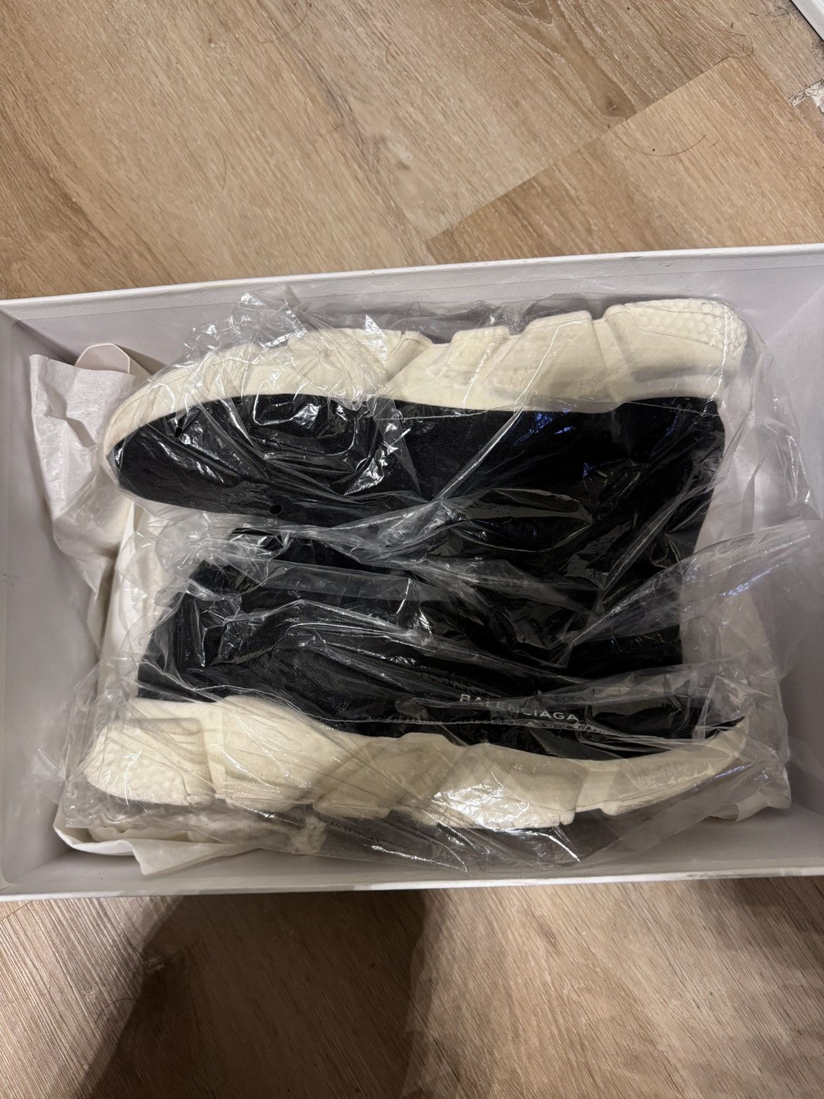 Balenciaga Balenciaga Speed Trainer Black White (2016) Size US 10 / EU 43 - 1 Thumbnail