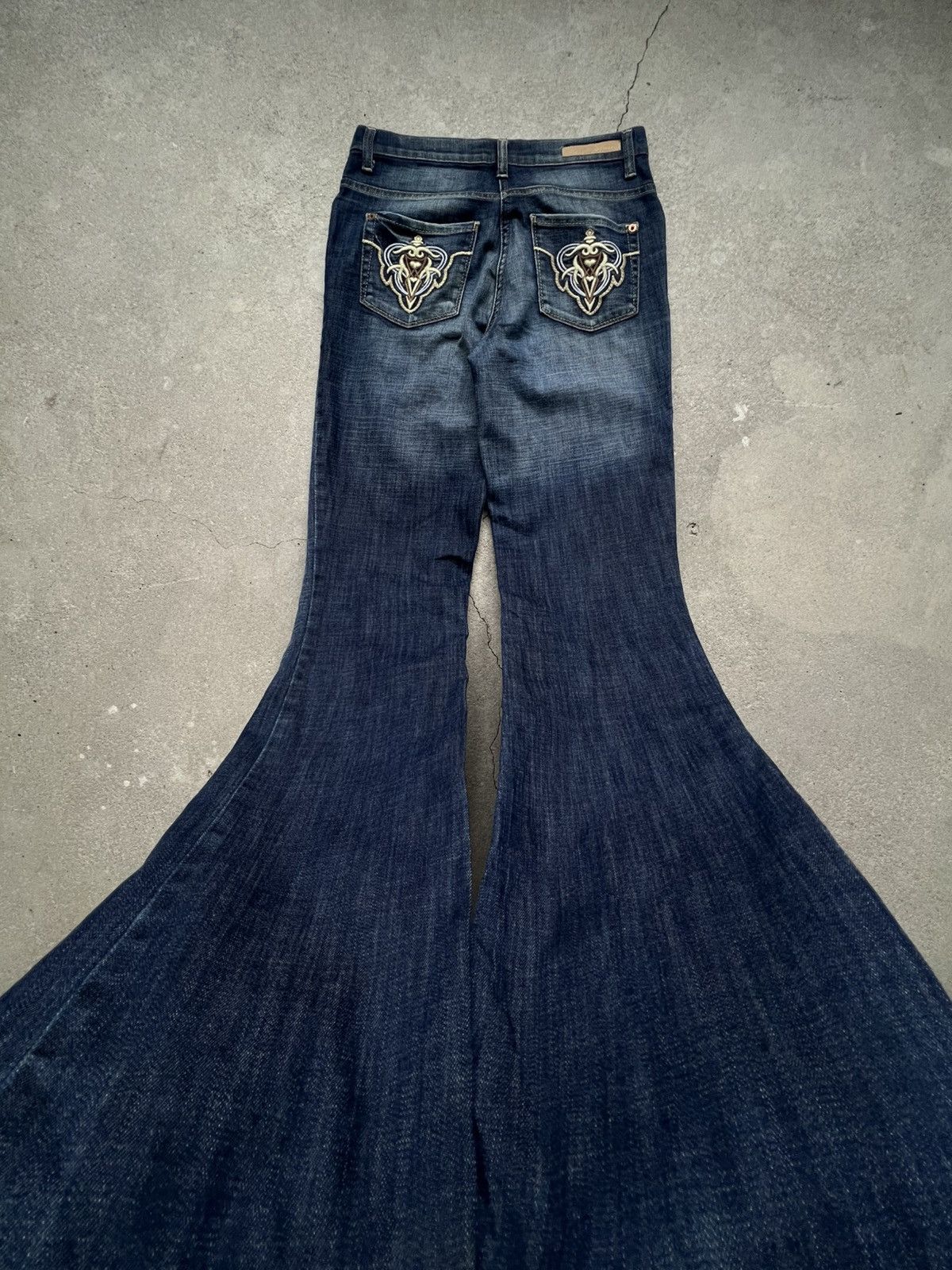 Hysteric Glamour × If Six Was Nine × Le Grande Bleu (L.G.B.) Rare Y2K Flared Opium jeans IfSixWasNine LGB style Junya Size 25" / US 0 / IT 36 - 2 Thumbnail