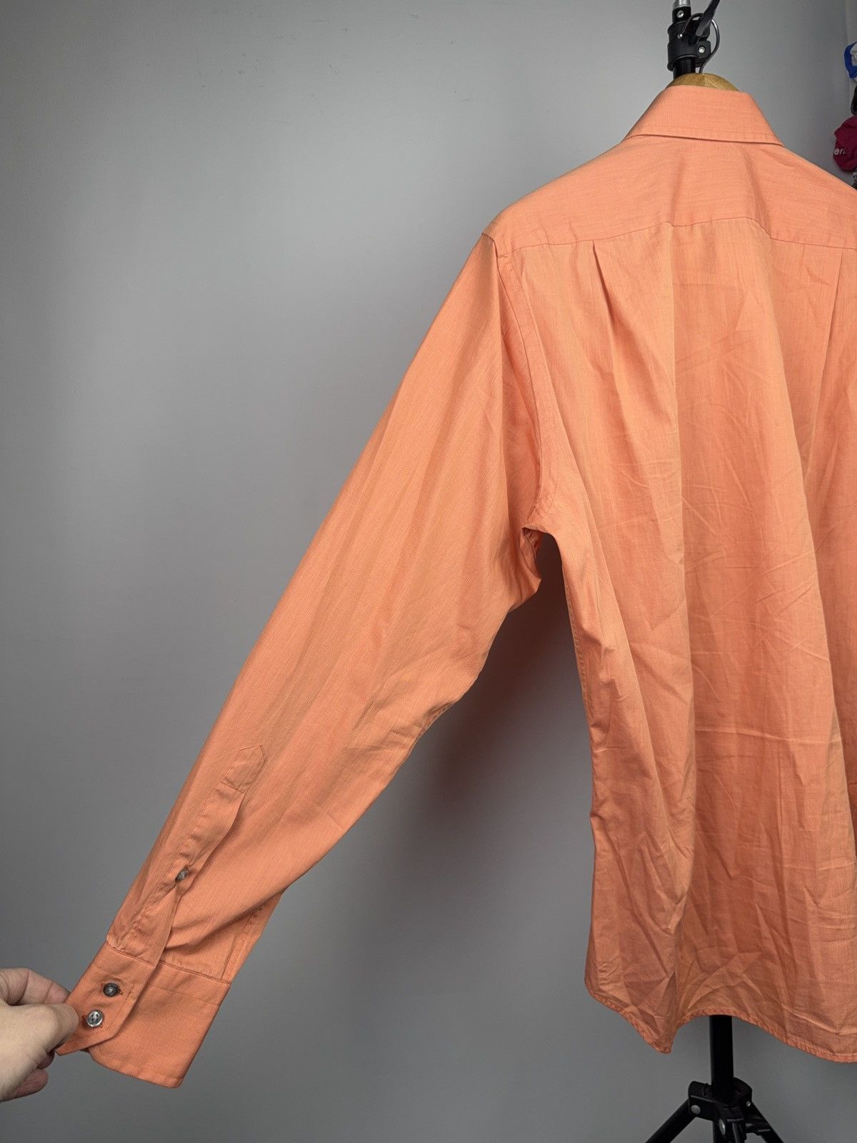 Hugo Boss Luxury Hugo Boss Orange Dress Shirt Slim Fit Italian Fabric Size US L / EU 52-54 / 3 - 11 Thumbnail