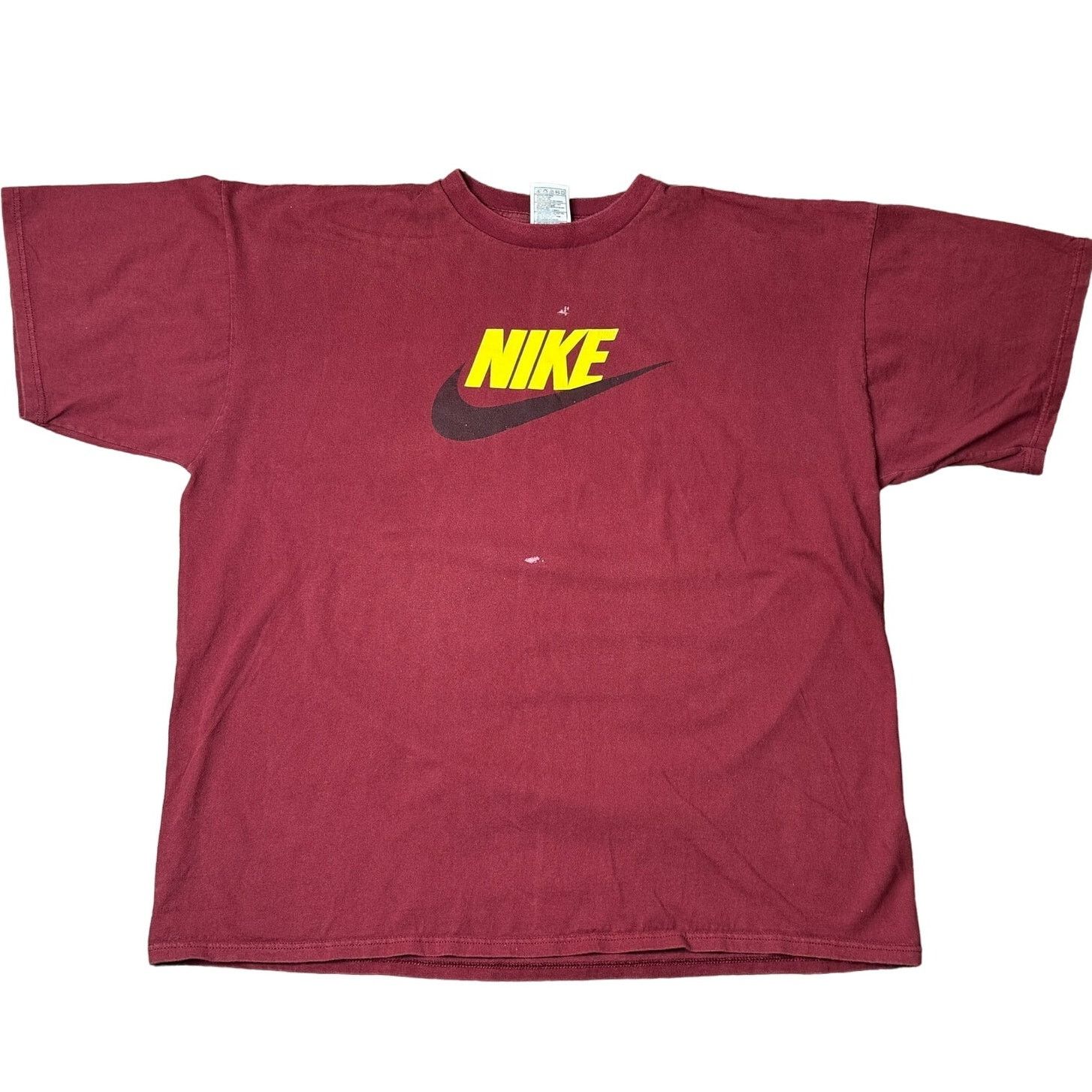 Nike Vintage Nike Team Red Logo T-Shirt, XXL Size US XXL / EU 58 / 5 - 1 Thumbnail
