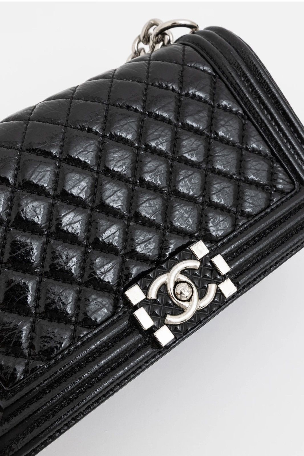 Chanel Authenticated Certificate✅Full packaging 💝Chanel Boy Bag 🖤 Size ONE SIZE - 7 Thumbnail