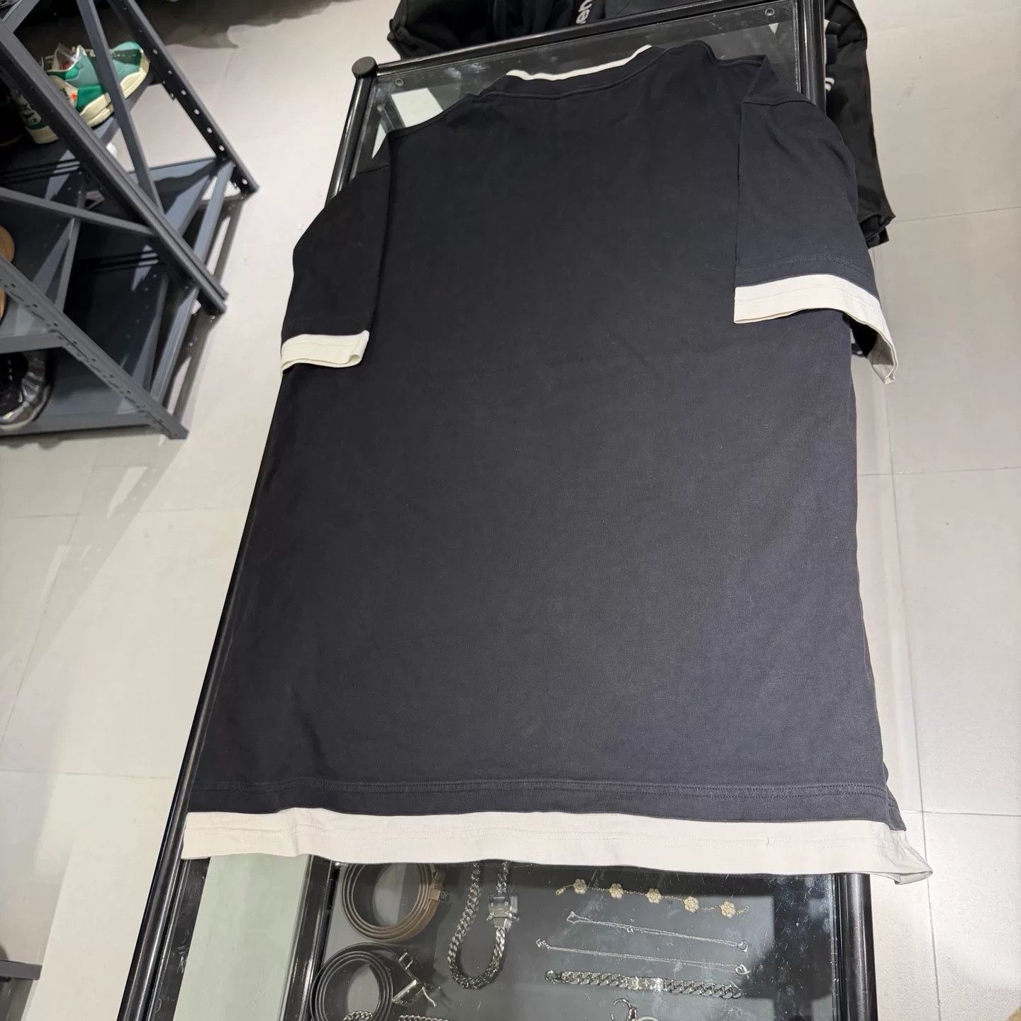 Balenciaga balenciaga two-tone t-shirt in black Size US M / EU 48-50 / 2 - 2 Thumbnail