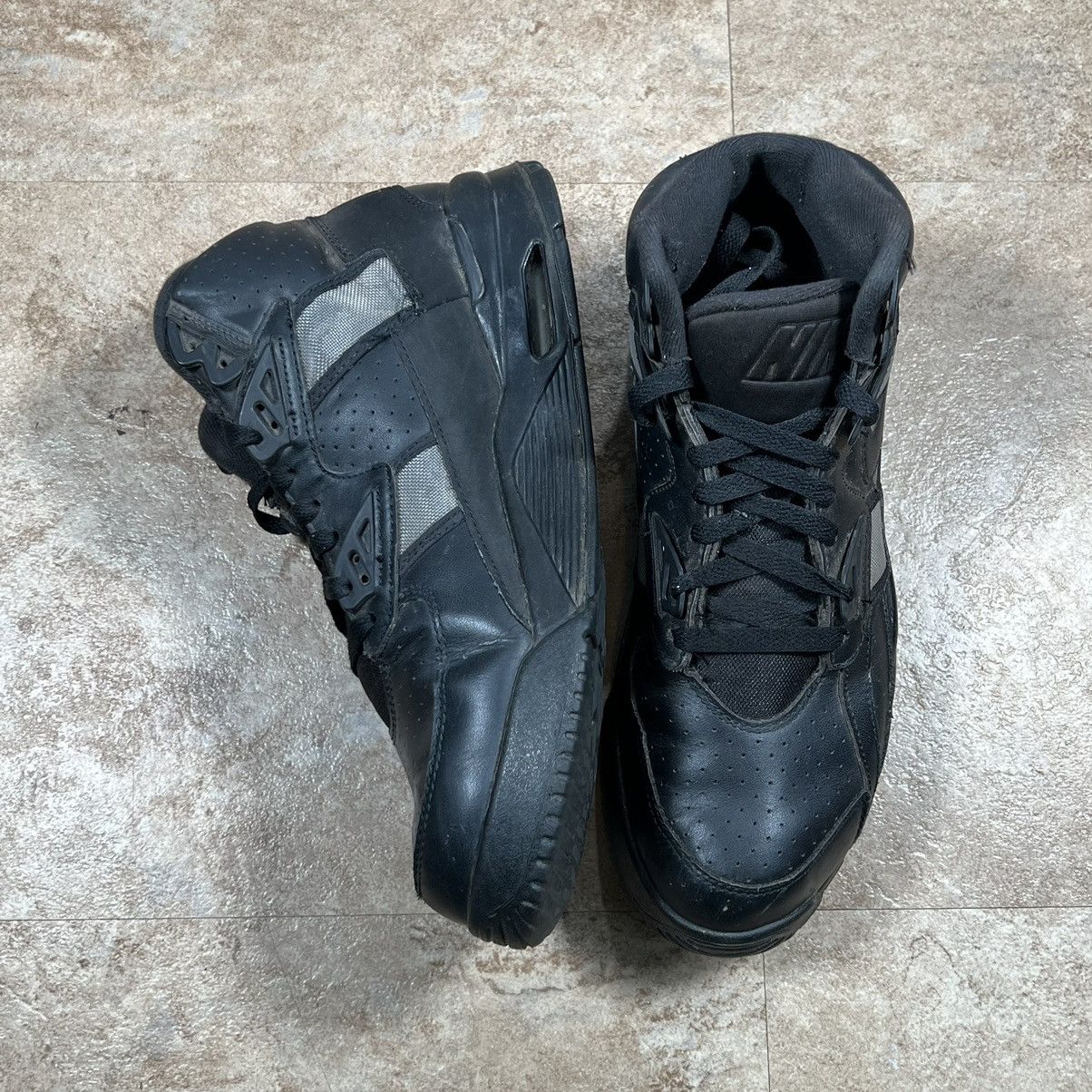 Nike 2020 Nike Air Trainer SC High Bo Jackson Triple Black Size US 9.5 / EU 42-43 - 3 Thumbnail