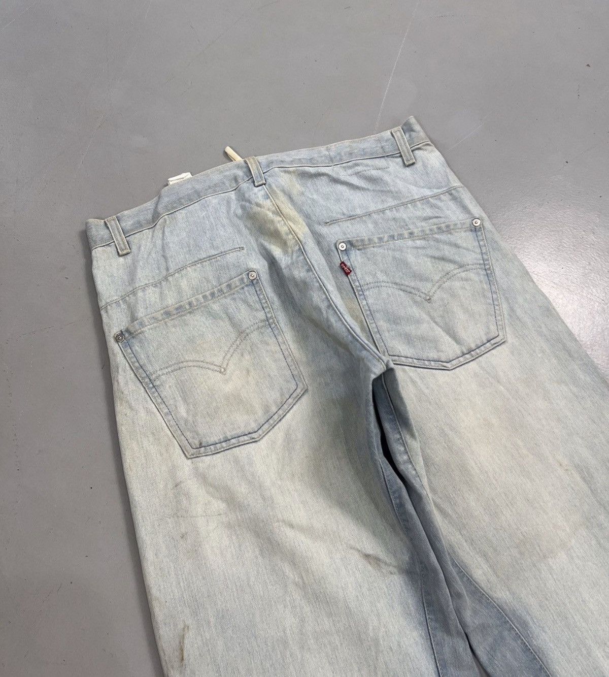 Levi's Vintage Levi’s engineer jeans denim Size US 35 - 10 Thumbnail