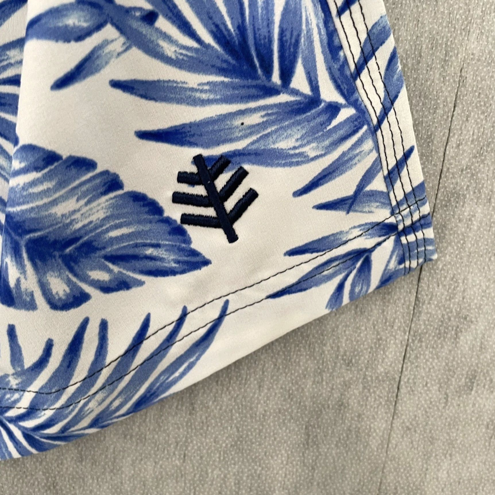 Vintage Coolibar Shorts Blue Floral Kahuna Trunks Lined Mens S NEW Adult Small Beach Hawaiian Swim Bottoms Size US 29 - 7 Thumbnail