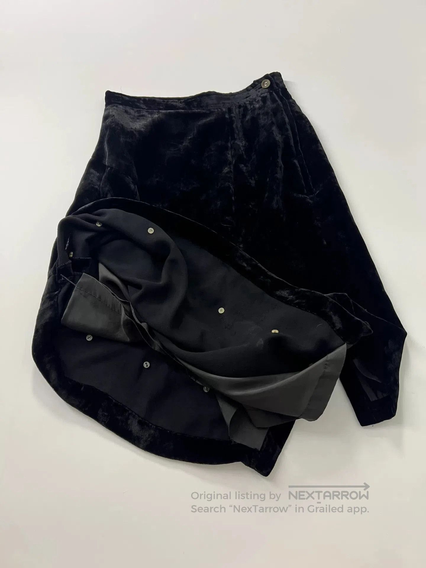 Comme des Garcons black velvet irregular hem skirt. Size 22" - 4 Thumbnail