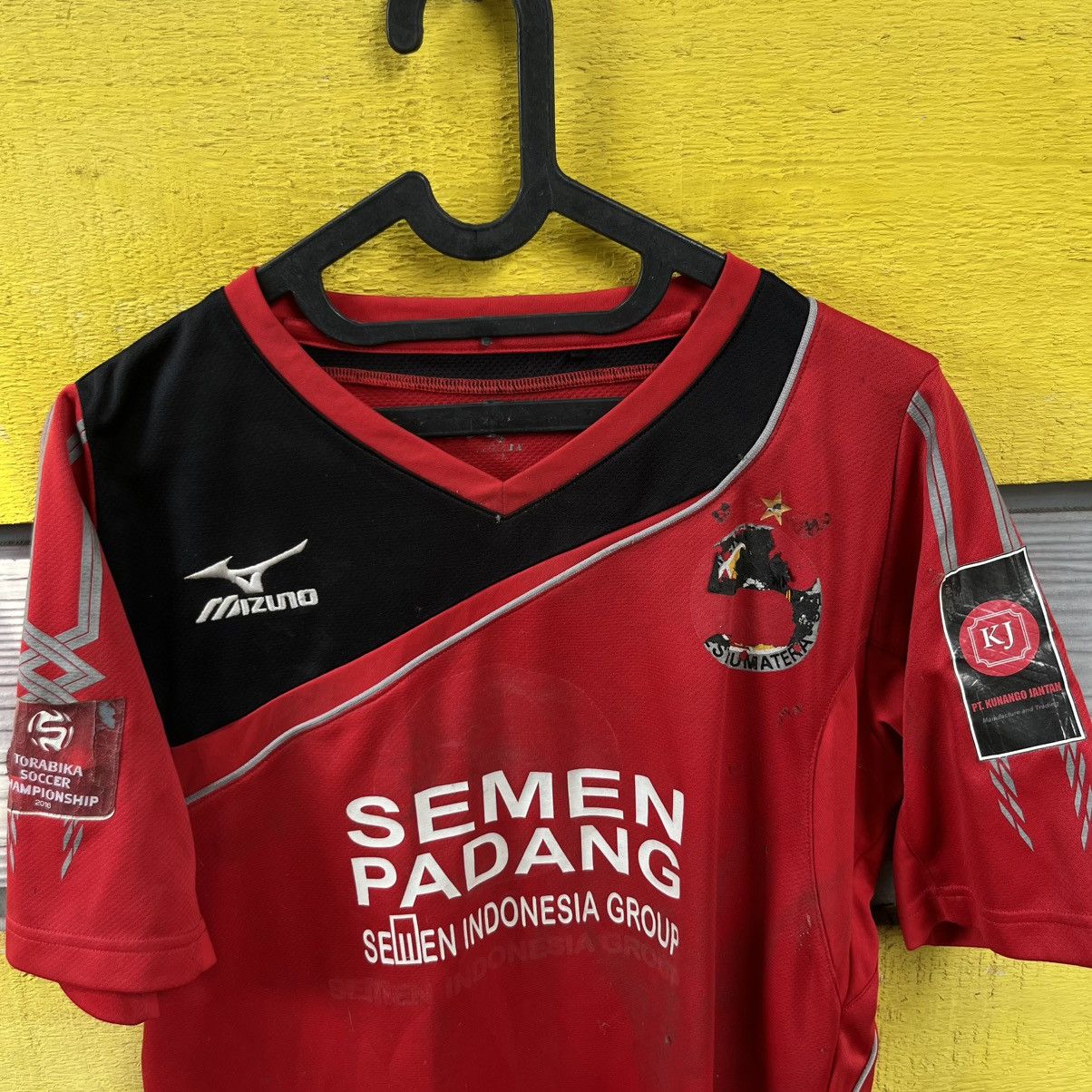 Other VERY RARE SEMEN PADANG TSC INDONESIA MATCH WORN JERSEY Size US M / EU 48-50 / 2 - 2 Thumbnail