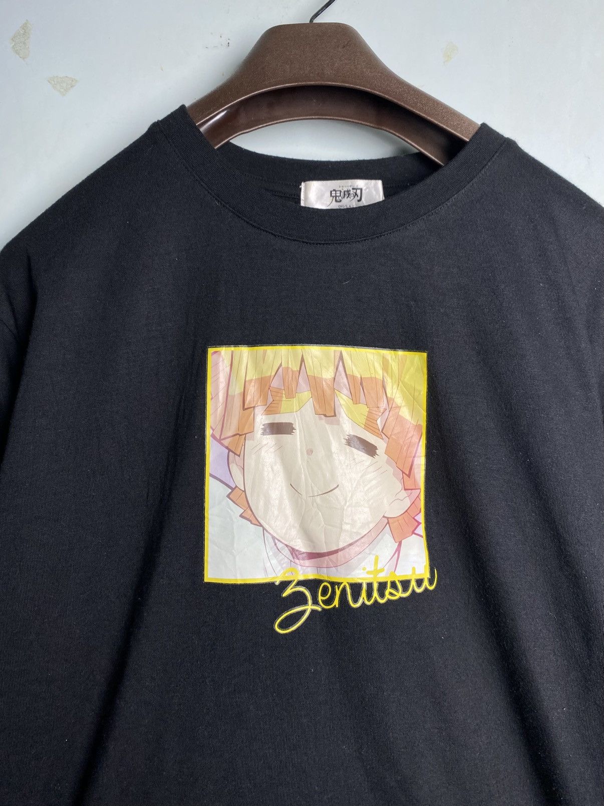 Anime Demon Slayer Zenitsu Anime Manga Size US M / EU 48-50 / 2 - 1 Thumbnail