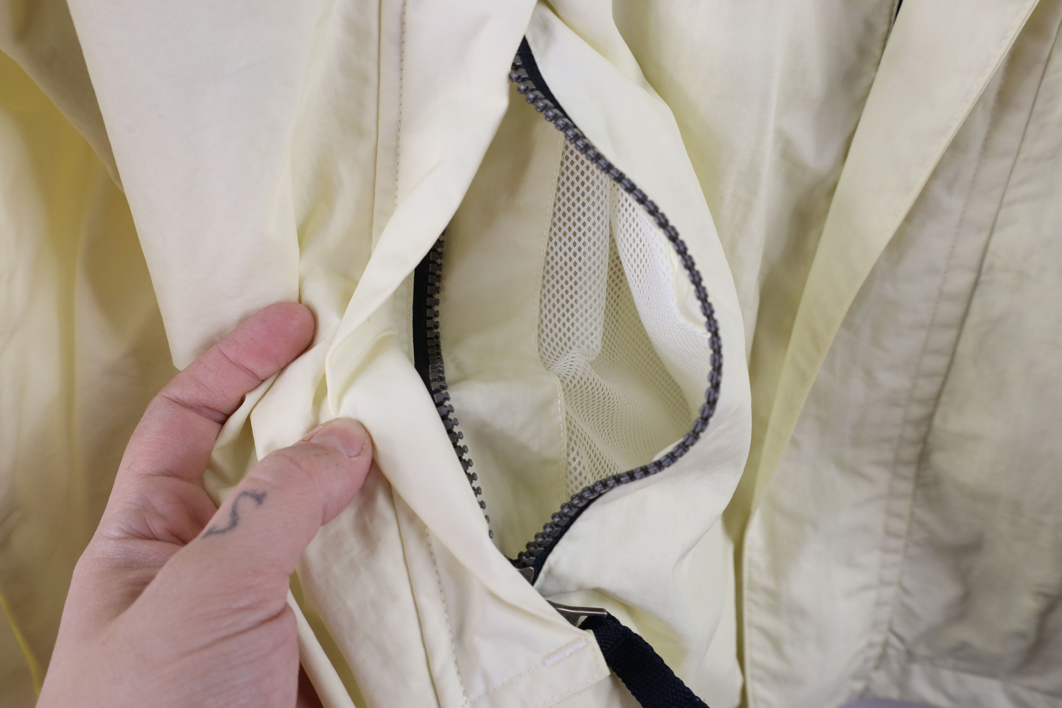 Nautica × Vintage Vintage 90s Nautica Hooded Sailing Windbreaker Jacket Cream Size US L / EU 52-54 / 3 - 8 Thumbnail