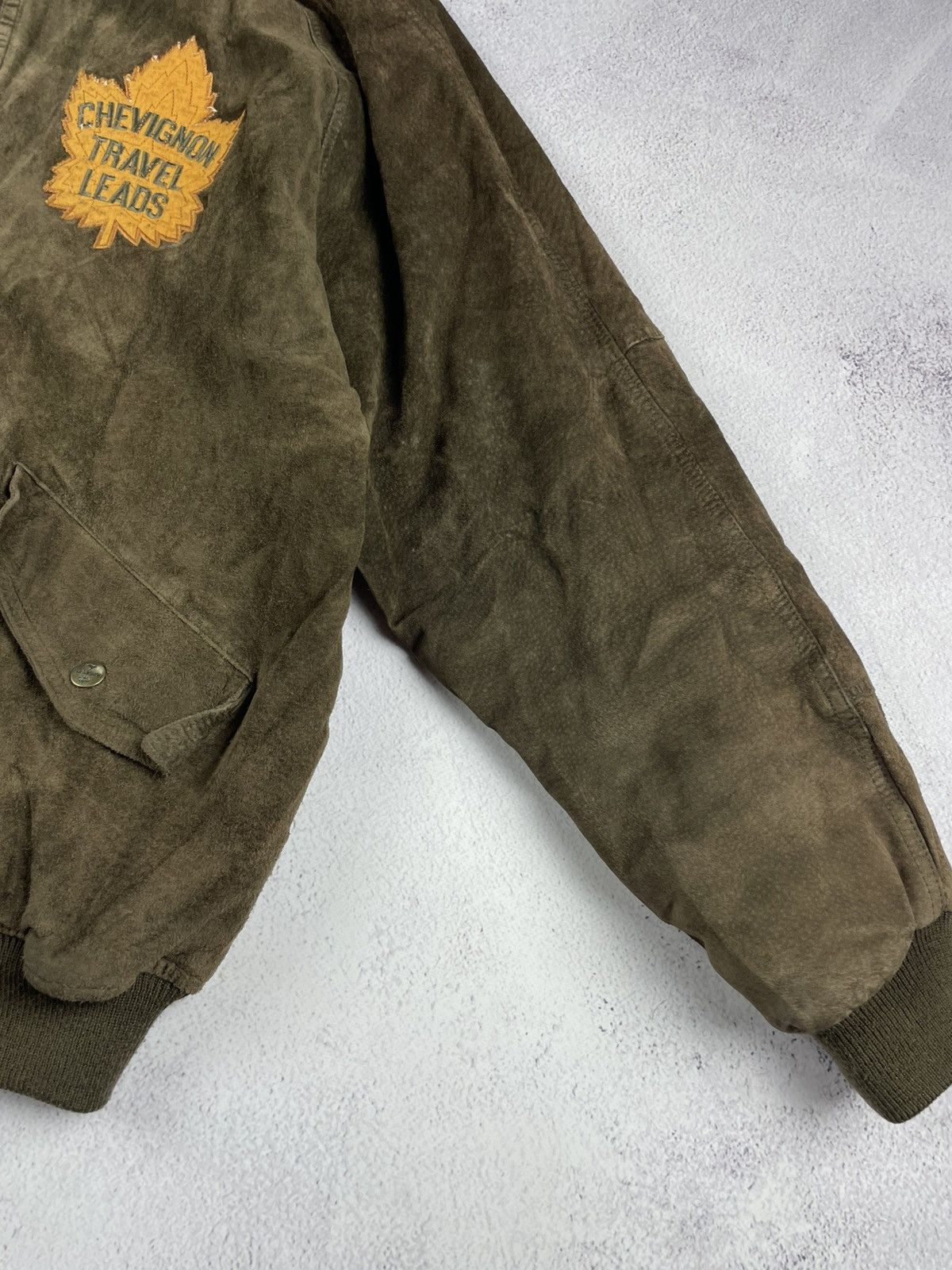 Chevignon × Vintage Chevignon Suede Bomber Jacket Clifford Office Ontario Canada Size US M / EU 48-50 / 2 - 3 Thumbnail