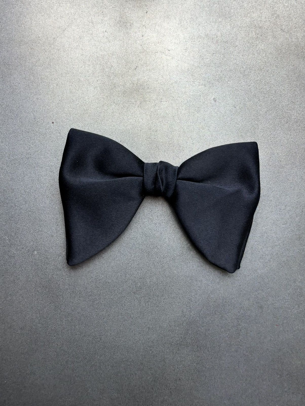 Vintage True Vintage Clip On Bow Tie Vintage Bowtie Rust Resistant Size ONE SIZE - 1 Thumbnail