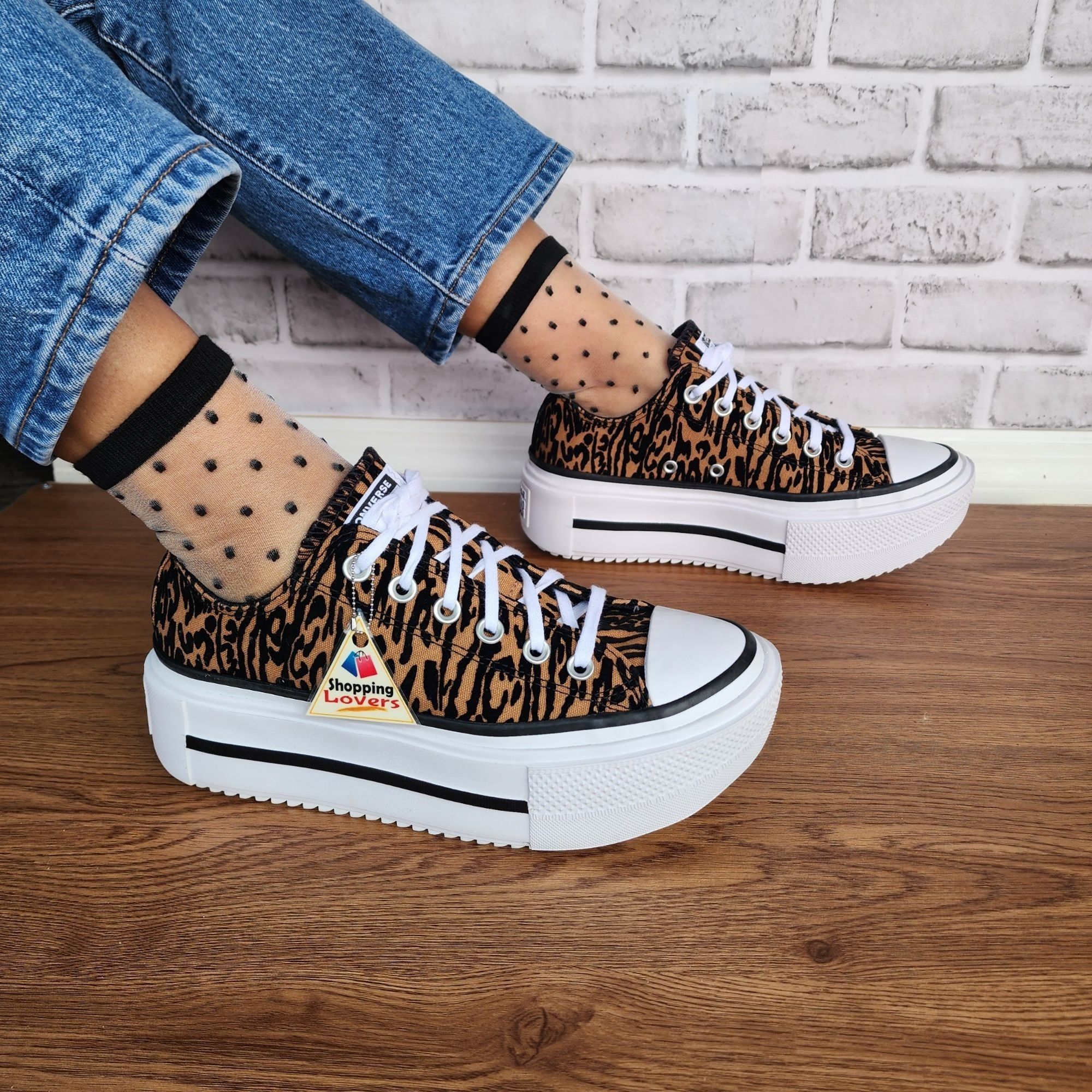 Converse Converse Chuck Taylor Lift Double Stack Low 8 Women Shoes Sn Size US 8 / IT 38 - 2 Thumbnail