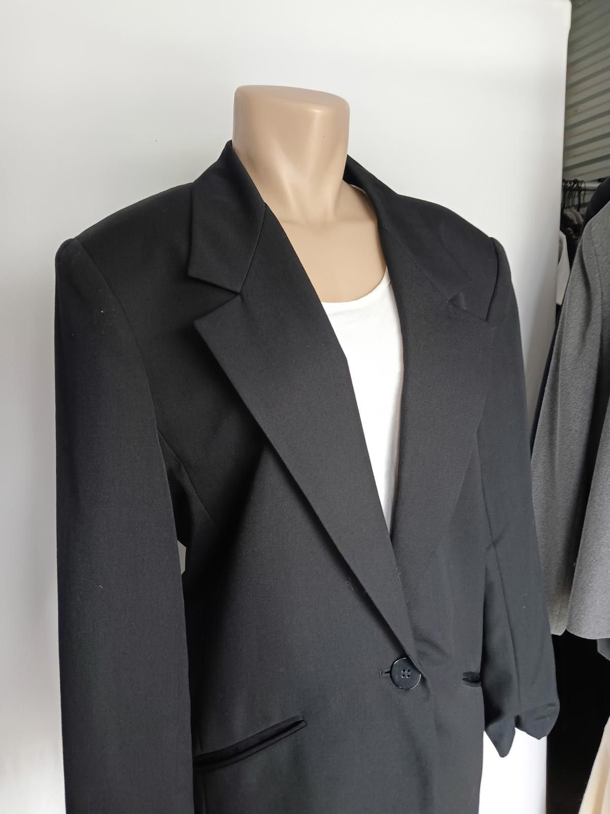 Designer Lia Claiborne Black Blazer - Size 10 Size L / US 10 / IT 46 - 2 Thumbnail
