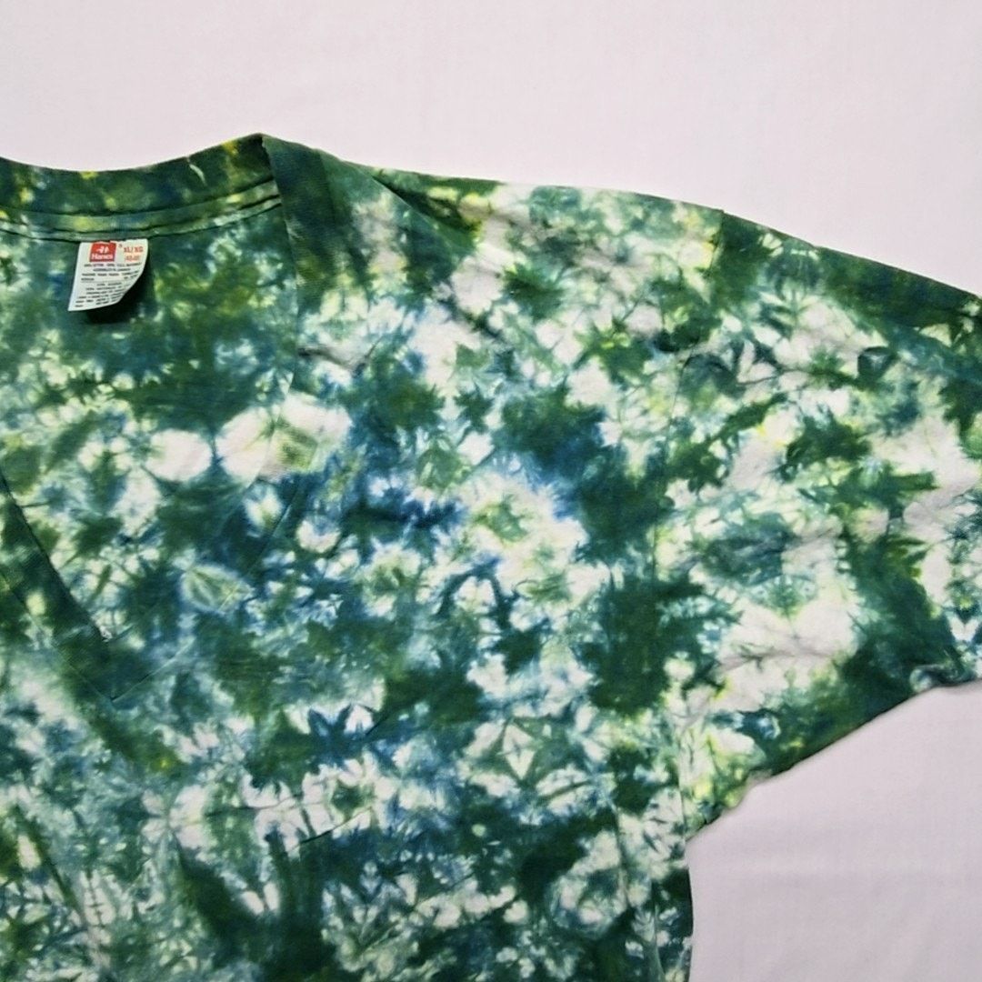 Hanes Vintage Tie Dye V-neck Shirt Green Blue XL Cotton Tee 90s Size XL / US 12-14 / IT 48-50 - 3 Thumbnail