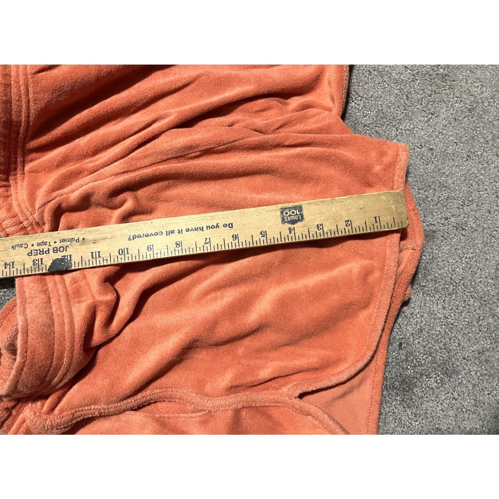 American Eagle Outfitters American Eagle Outfitters Womens Orange Velour Solid Shorts L Regular Orange Velour American Eagle Outfitters Womens Shorts L Orange Velour 90s? Size 36" / US 14 / IT 50 - 3 Thumbnail