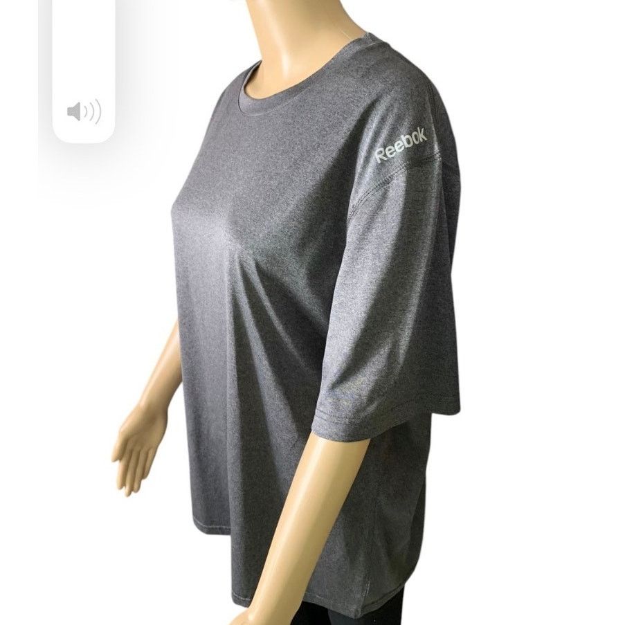 Reebok Reebok Women's Size Large Soft Shirt Logo Short Sleeve Crew Size L / US 10 / IT 46 - 3 Thumbnail