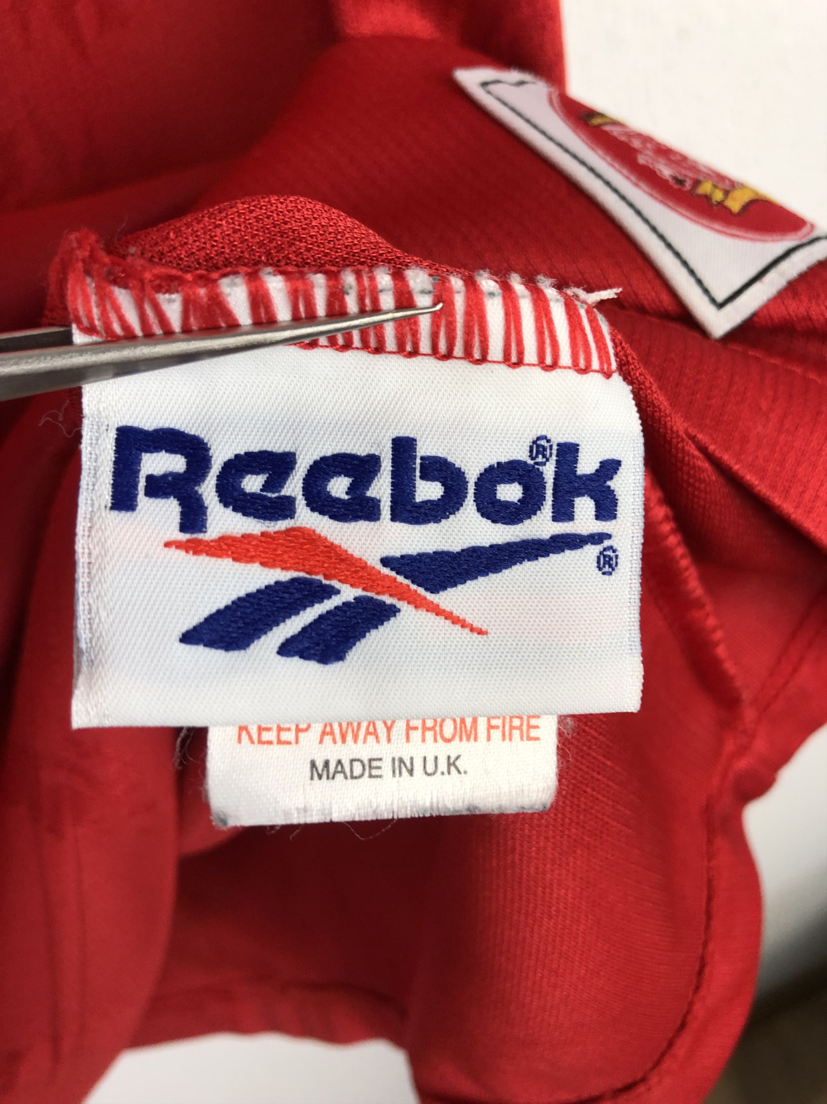 Reebok Liverpool football shirt 1996 Soccer Jersey Reebok Trikot Size US M / EU 48-50 / 2 - 6 Thumbnail