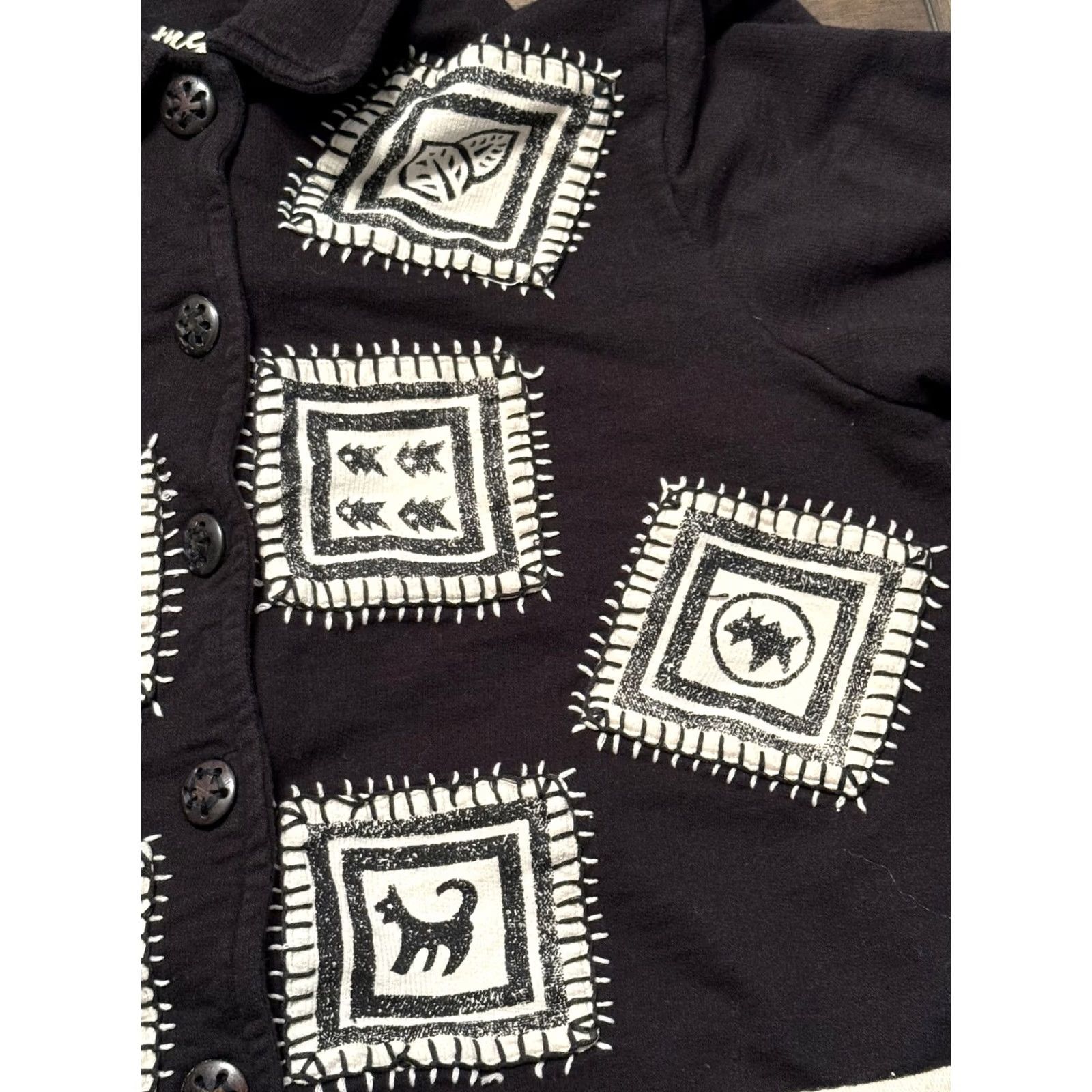 Vintage VINTAGE Country Wear 2000 Cardigan Sweater Womens Petite Small Black Patchwork Size S / US 4 / IT 40 - 3 Thumbnail