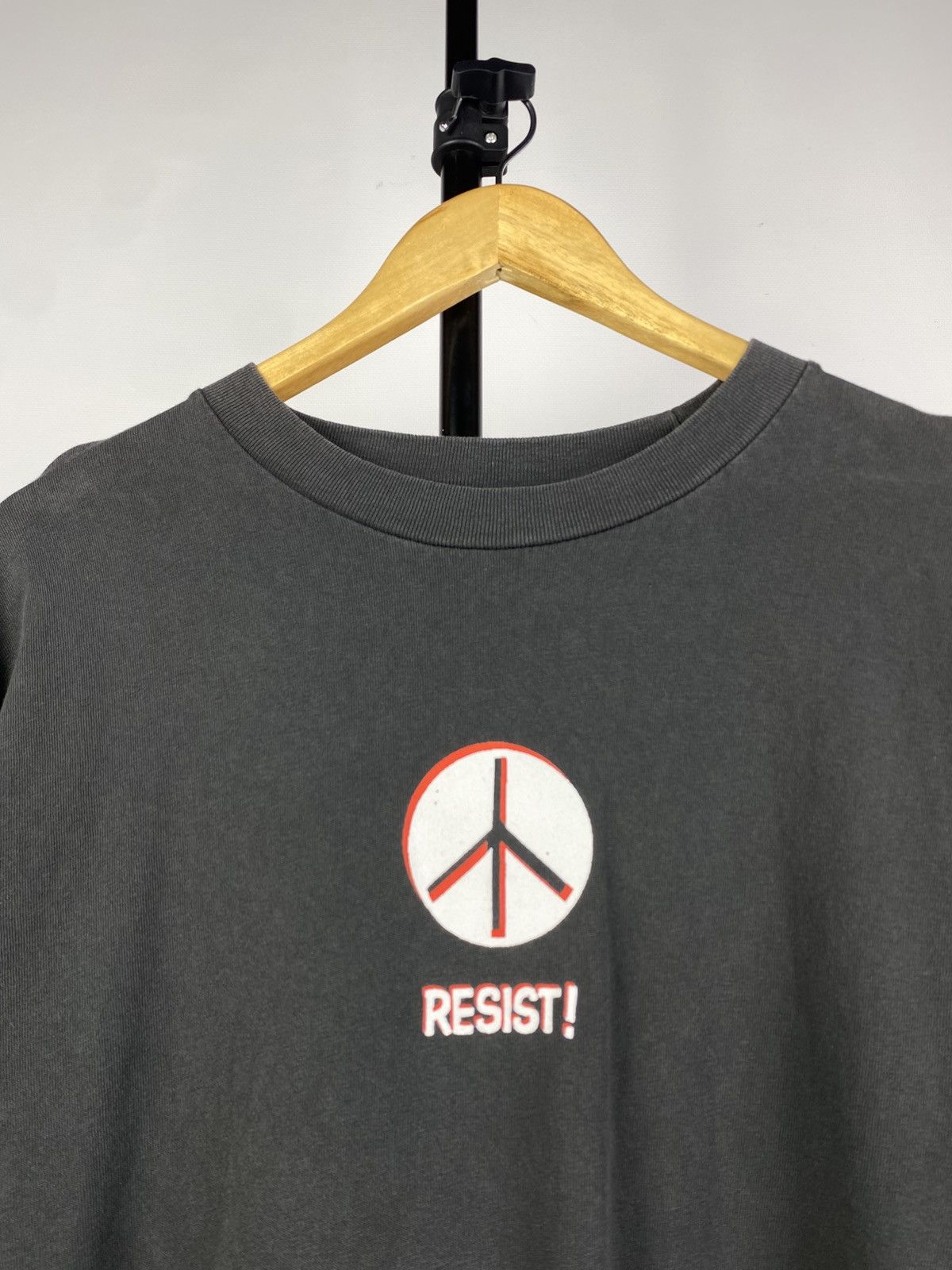 Obey × Vintage Vintage 90s RESIST! Obey Logo Long Sleeve T shirt Size US M / EU 48-50 / 2 - 3 Thumbnail
