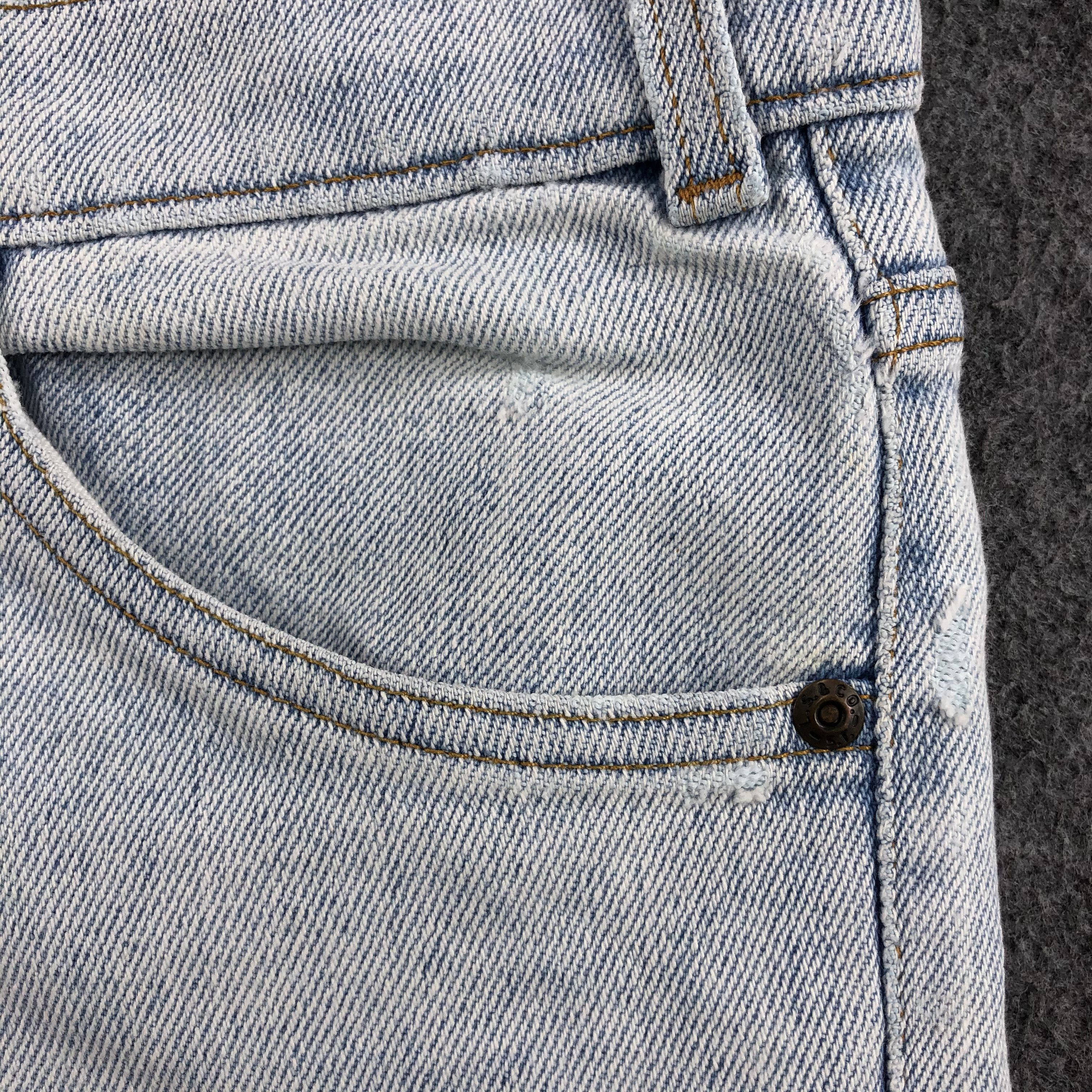Levi's 90s Vintage Light Wash Levis Jeans-J1687 Size US 34 / EU 50 - 14 Thumbnail