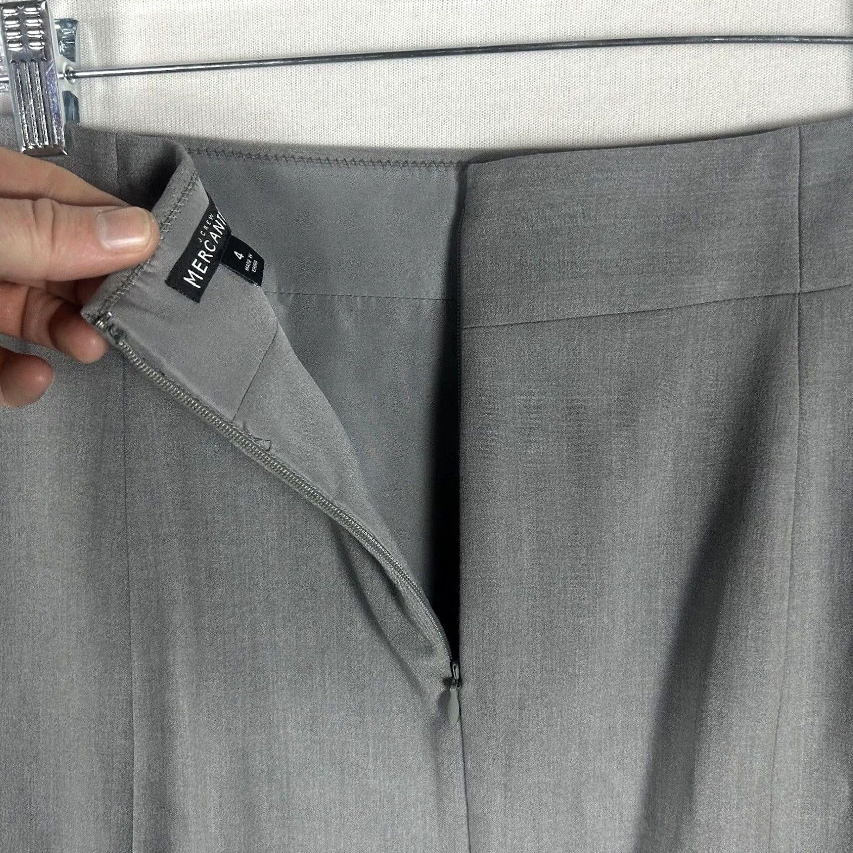 J.Crew J.CREW Mercantile Classic Work Pencil Skirt Size 4 Womens Solid Gray Business Size 27" / US 4 / IT 40 - 3 Thumbnail