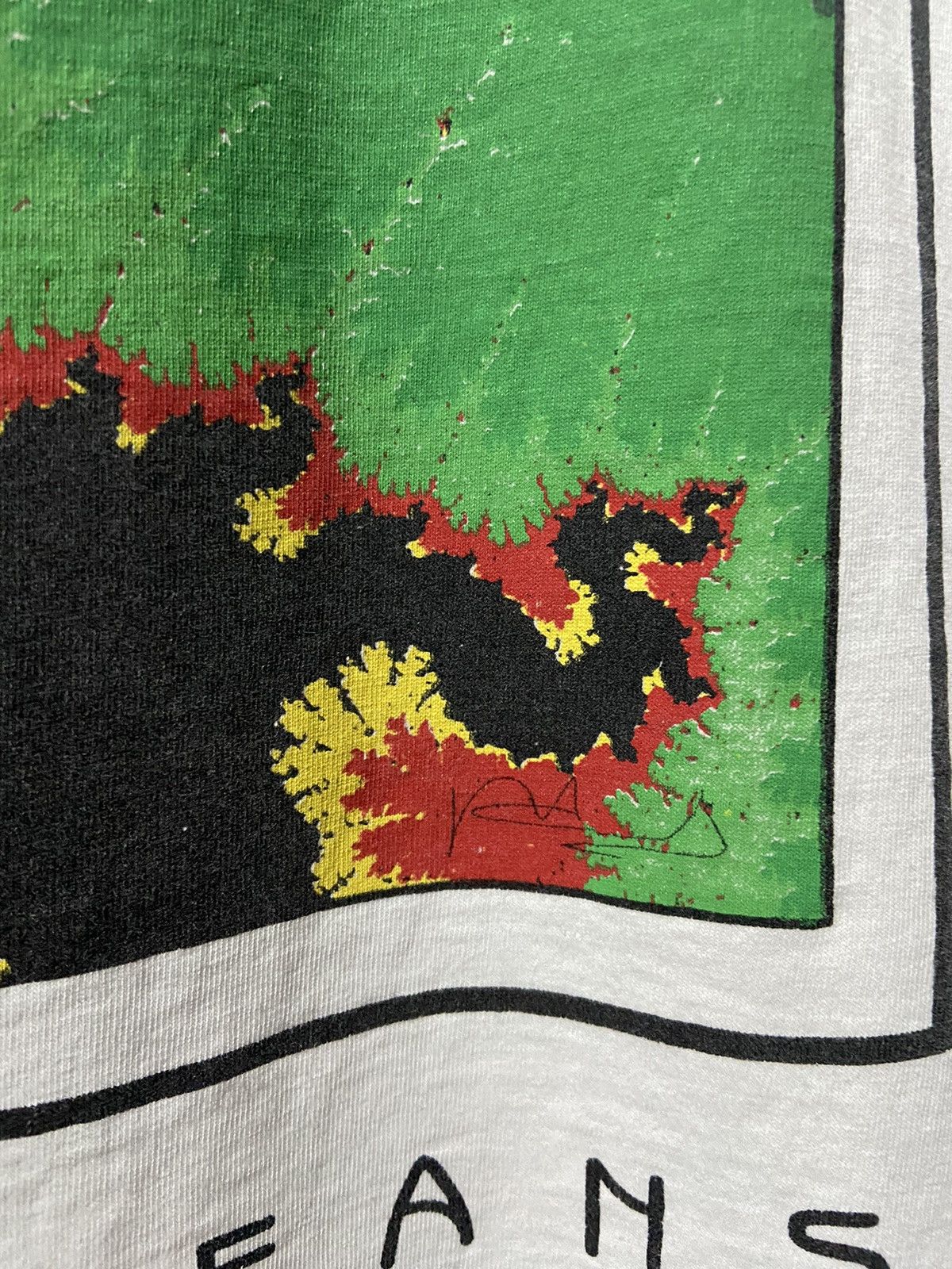 Arts & Science × Vintage Vintage 1990 Roberto Azank’s dragon tree art tee size m-l Size US L / EU 52-54 / 3 - 6 Thumbnail
