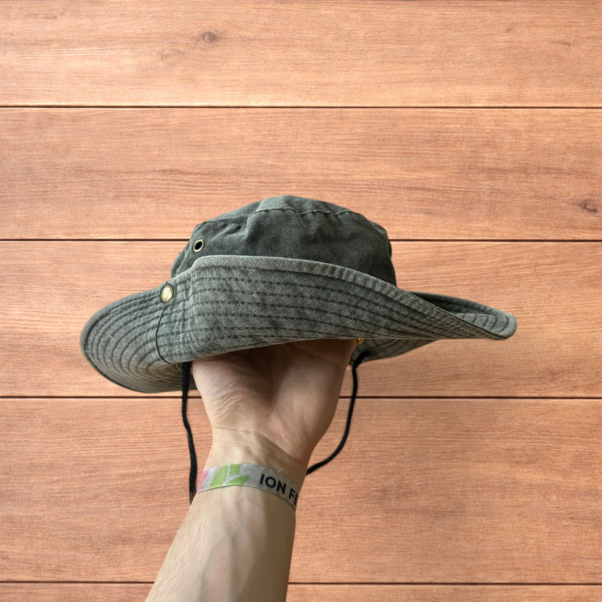 Japanese Brand Vintage style denim fishermans boonie hat in khaki green. Size ONE SIZE - 1 Thumbnail