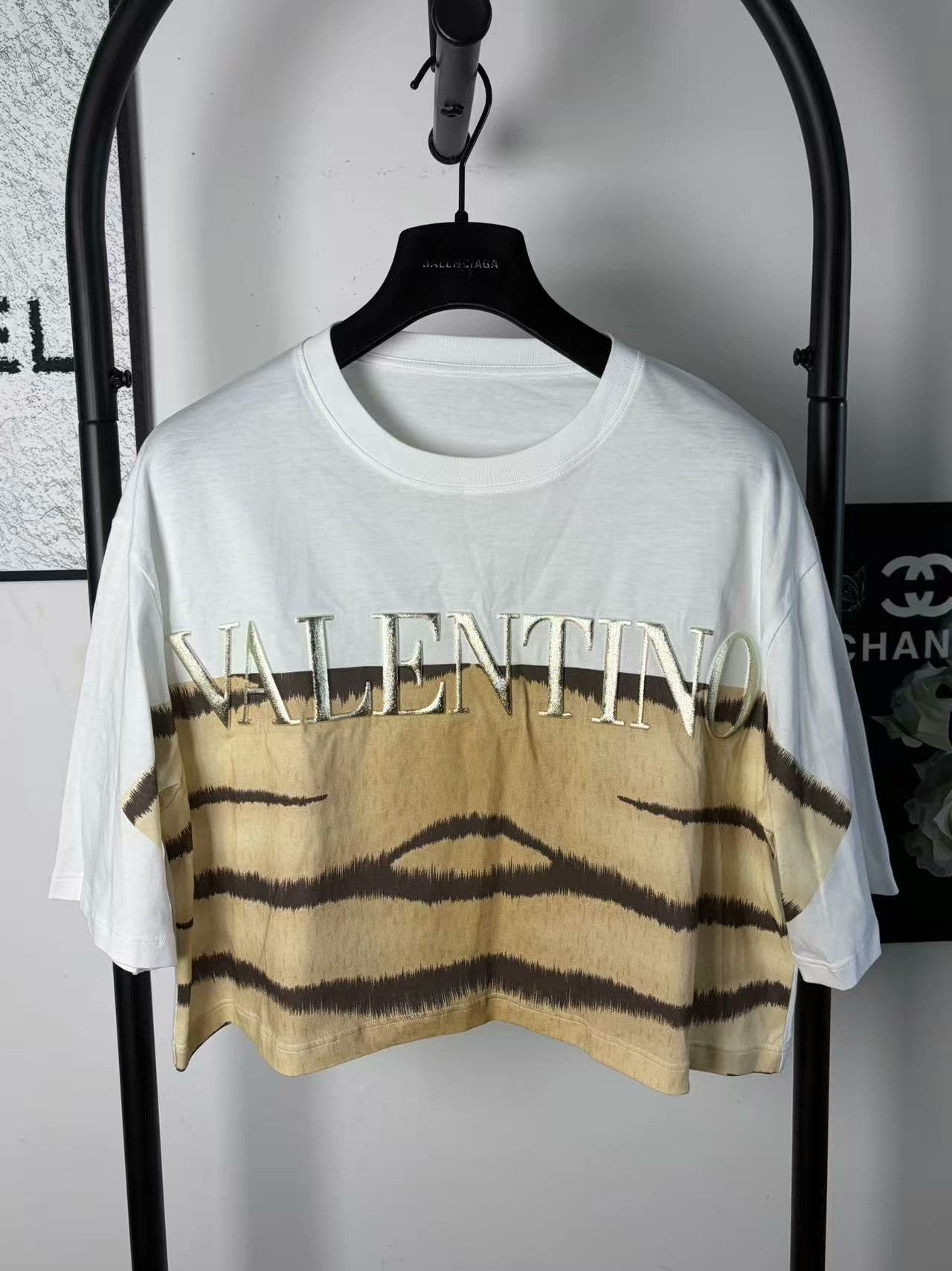 Valentino Valentino Retro Embroidered White T-Shirt s Men Size US S / EU 44-46 / 1 - 1 Thumbnail