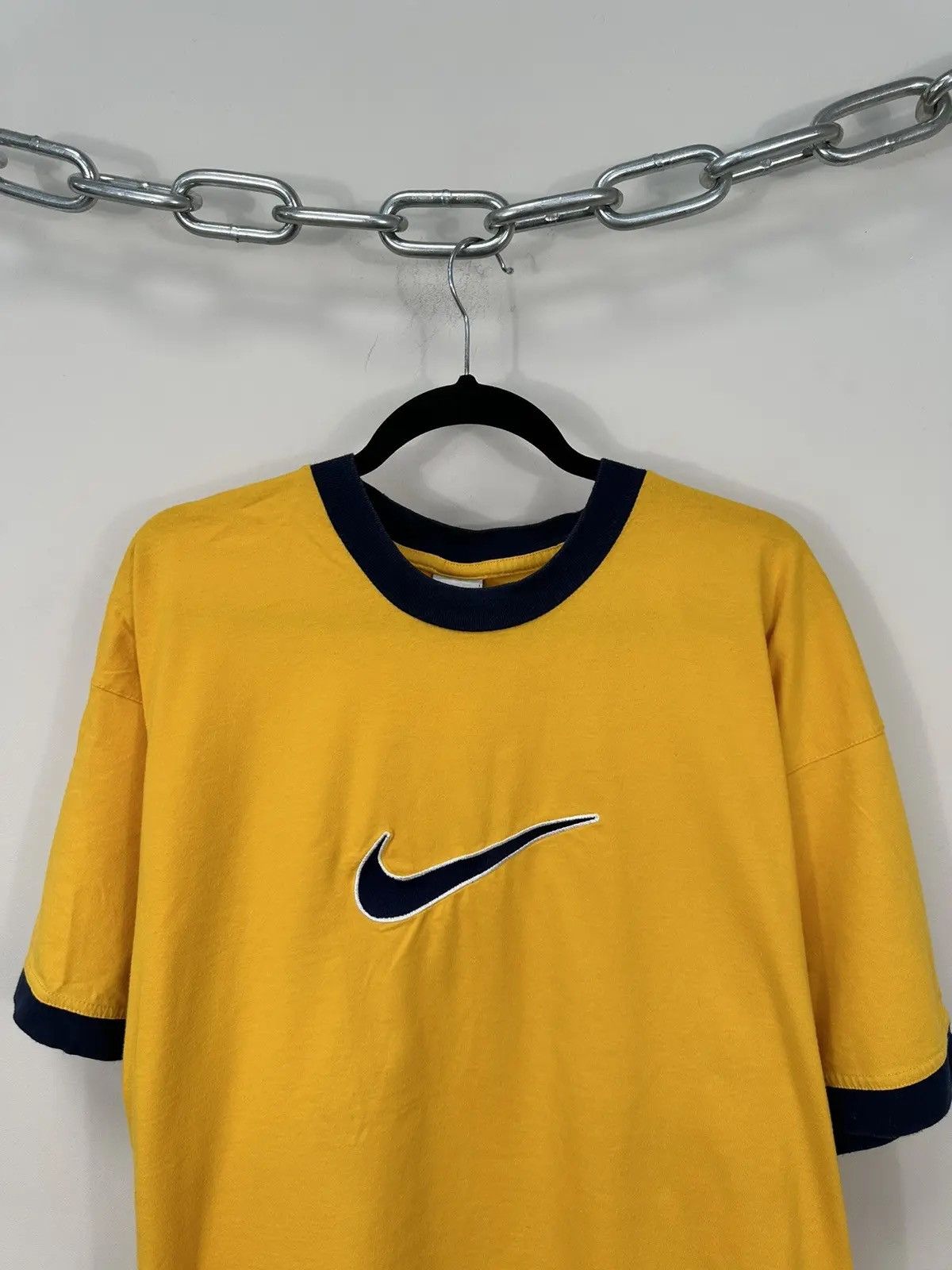 Nike × Vintage Vintage Nike 90s Embroidered Swoosh Logo Retro Hype Tee Size US XL / EU 56 / 4 - 2 Thumbnail